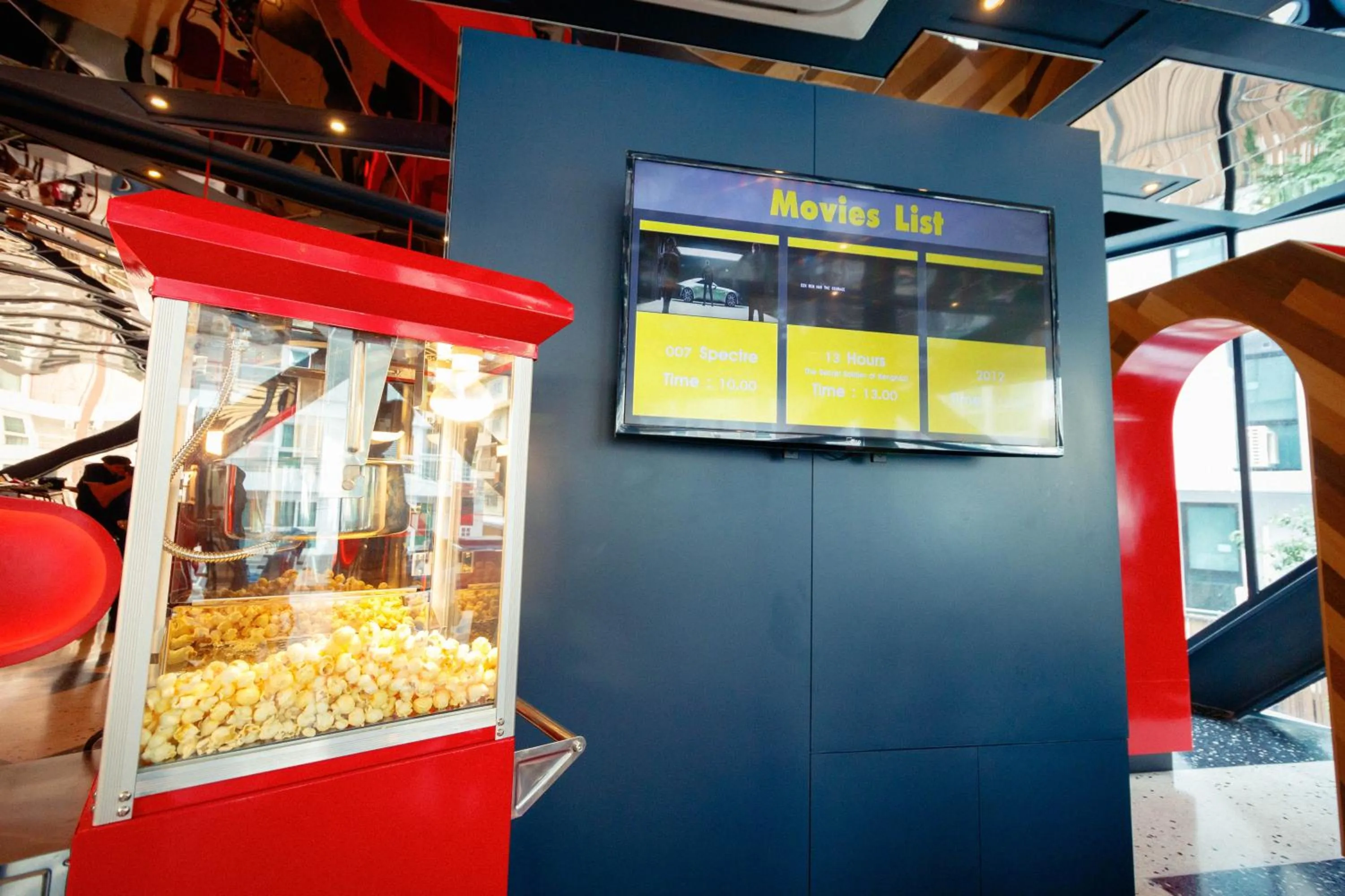 Area and facilities in Klub Hotel Bangkok