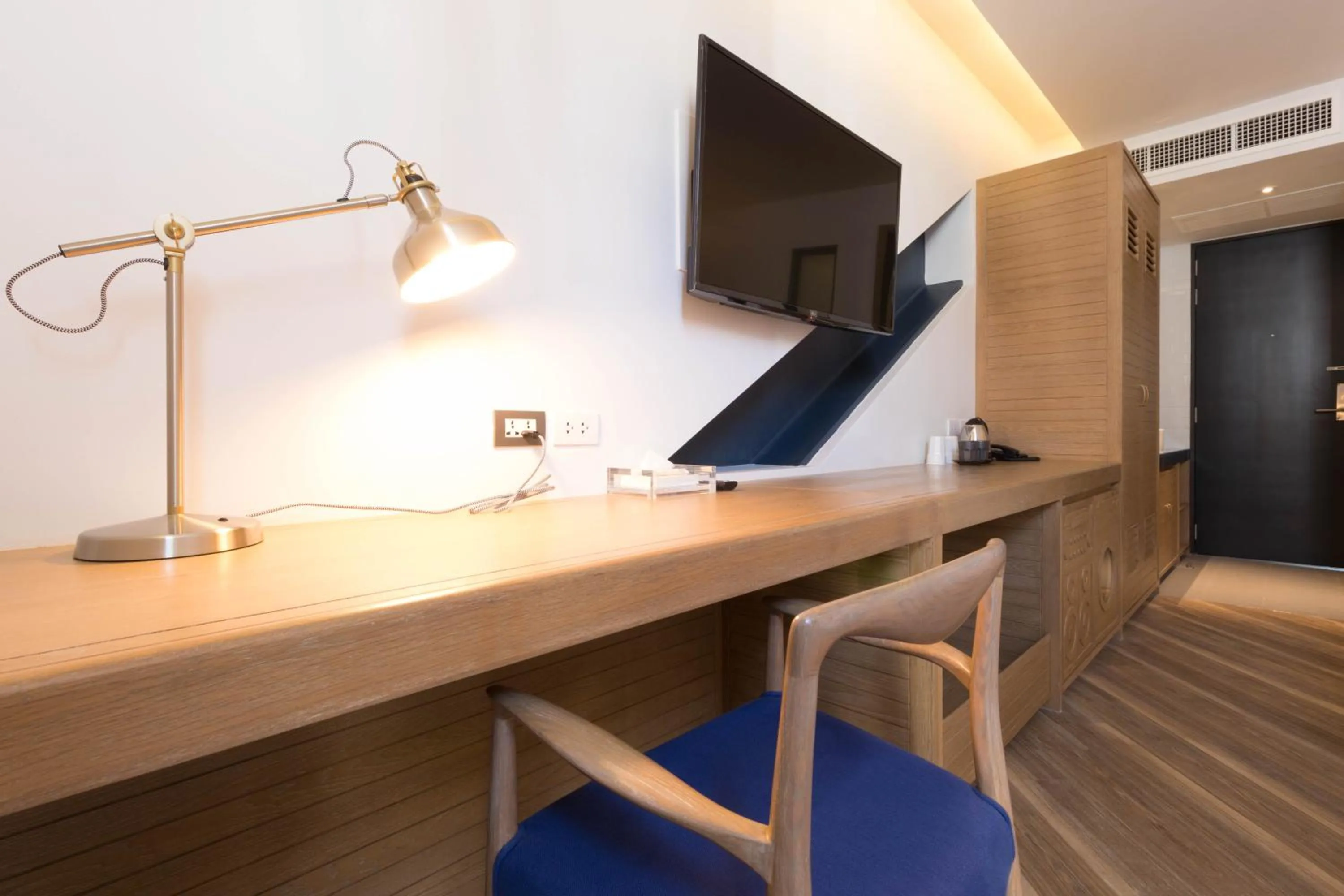 Photo of the whole room in Klub Hotel Bangkok