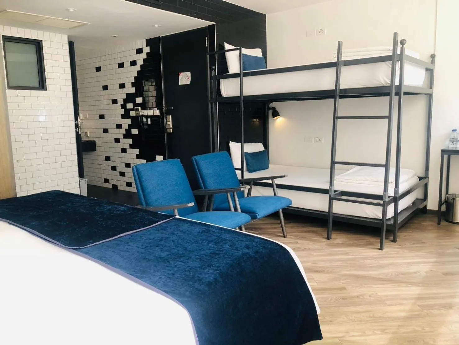 bunk bed, Bed in Klub Hotel Bangkok