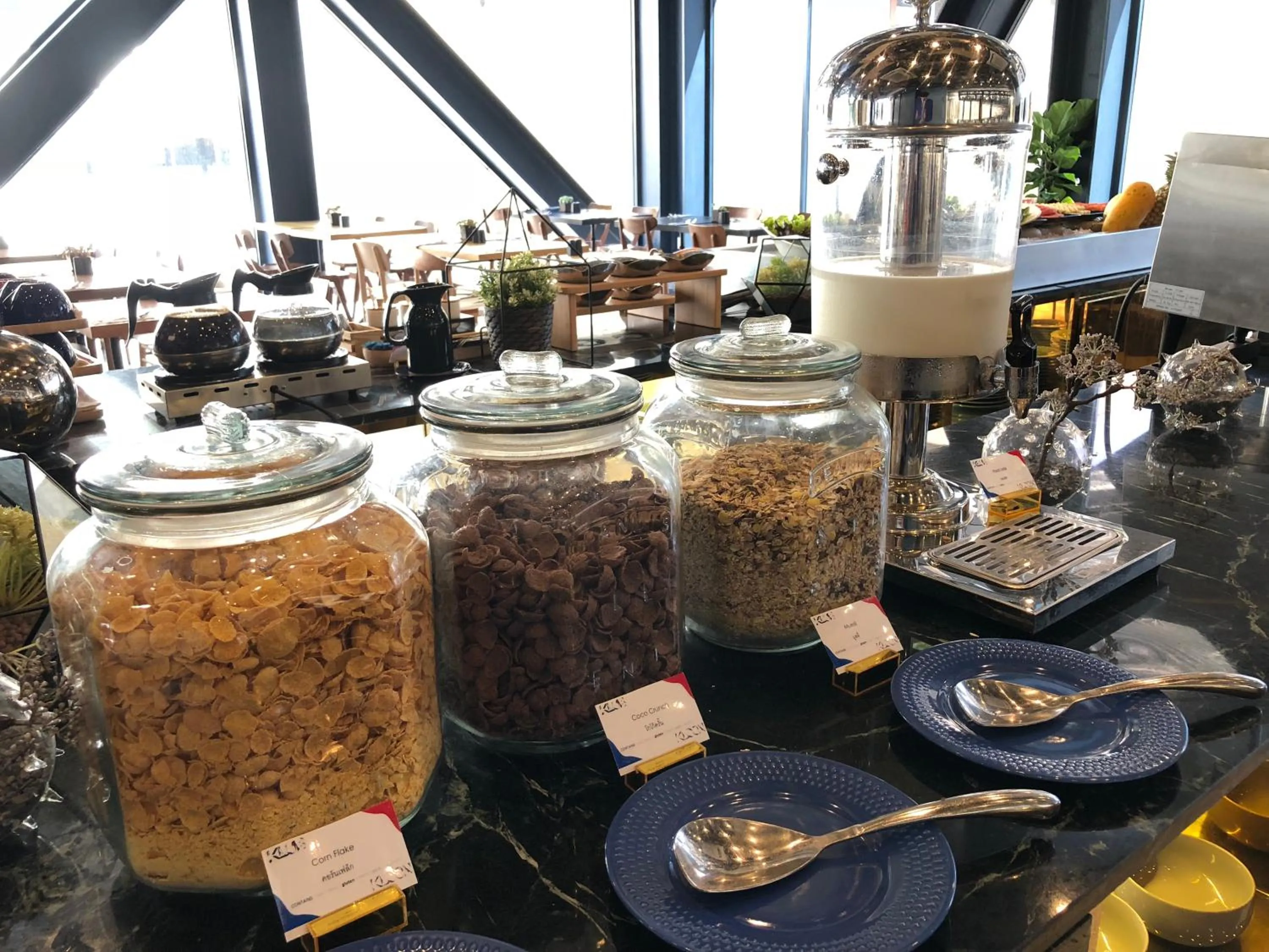 Breakfast in Klub Hotel Bangkok