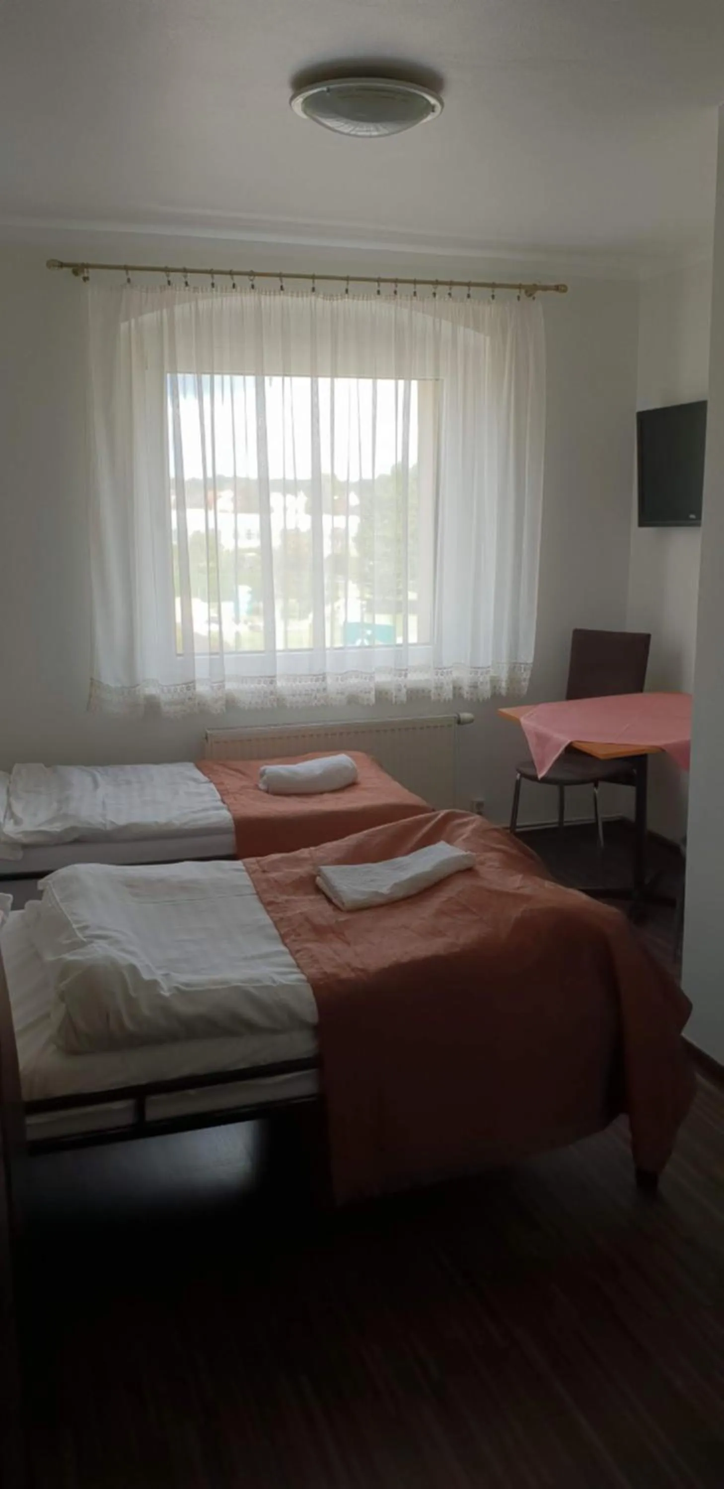 Bed in Restauracja i Noclegi Pod Sikorką