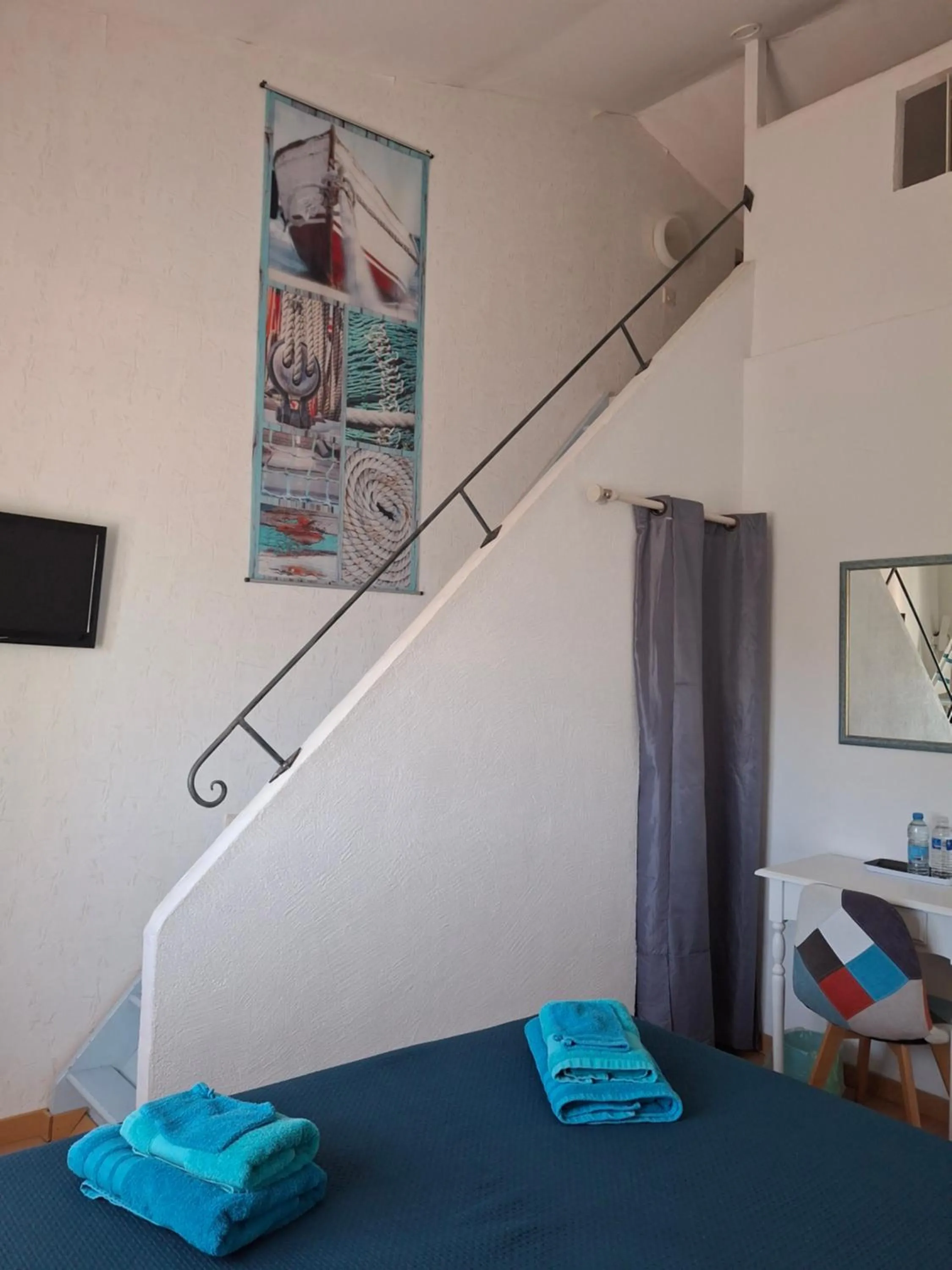 Bedroom, Bed in Villa Regain Chambres et table d'hôtes