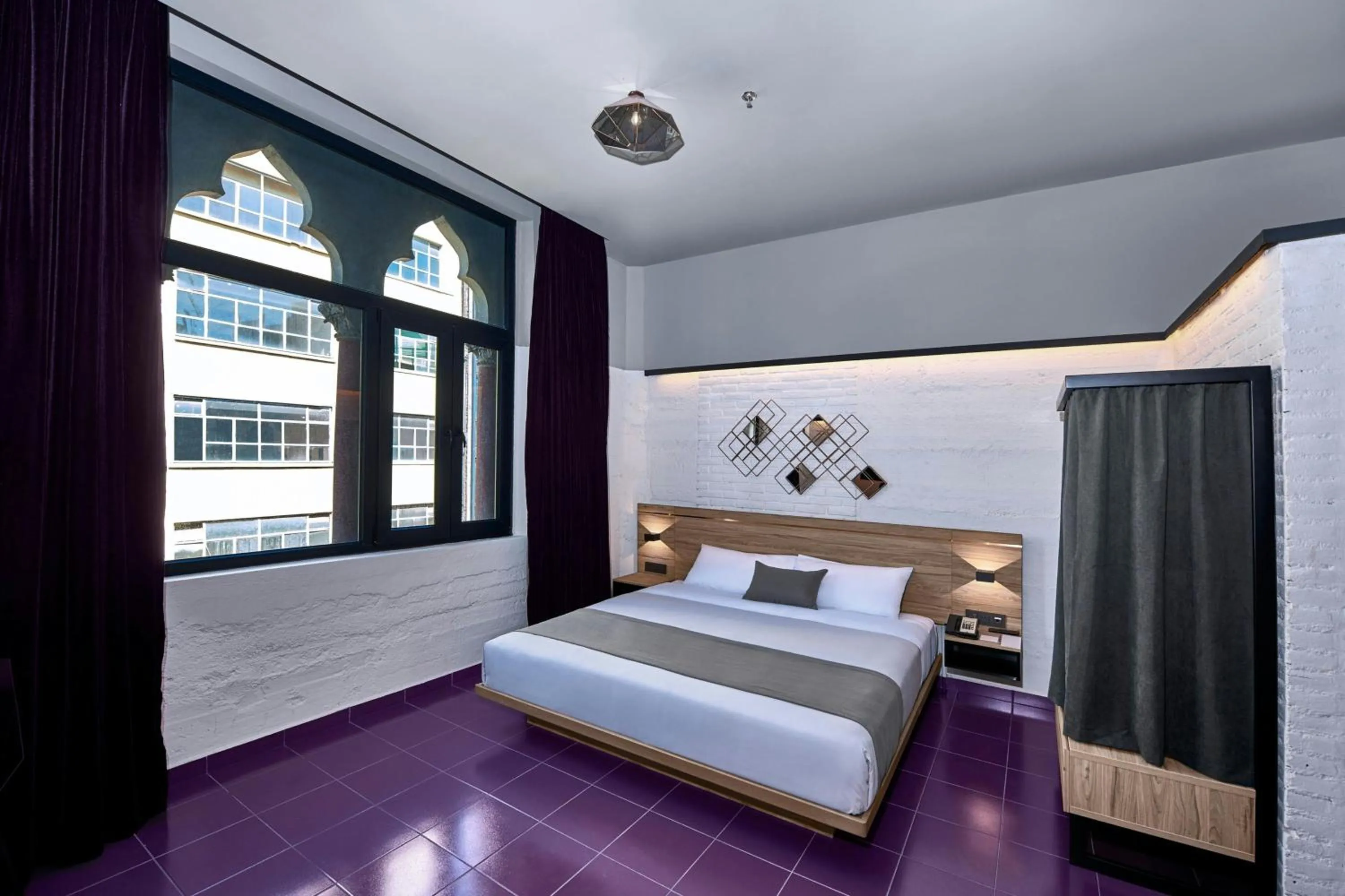 Photo of the whole room, Bed in City Centro by Marriott Ciudad de Mexico