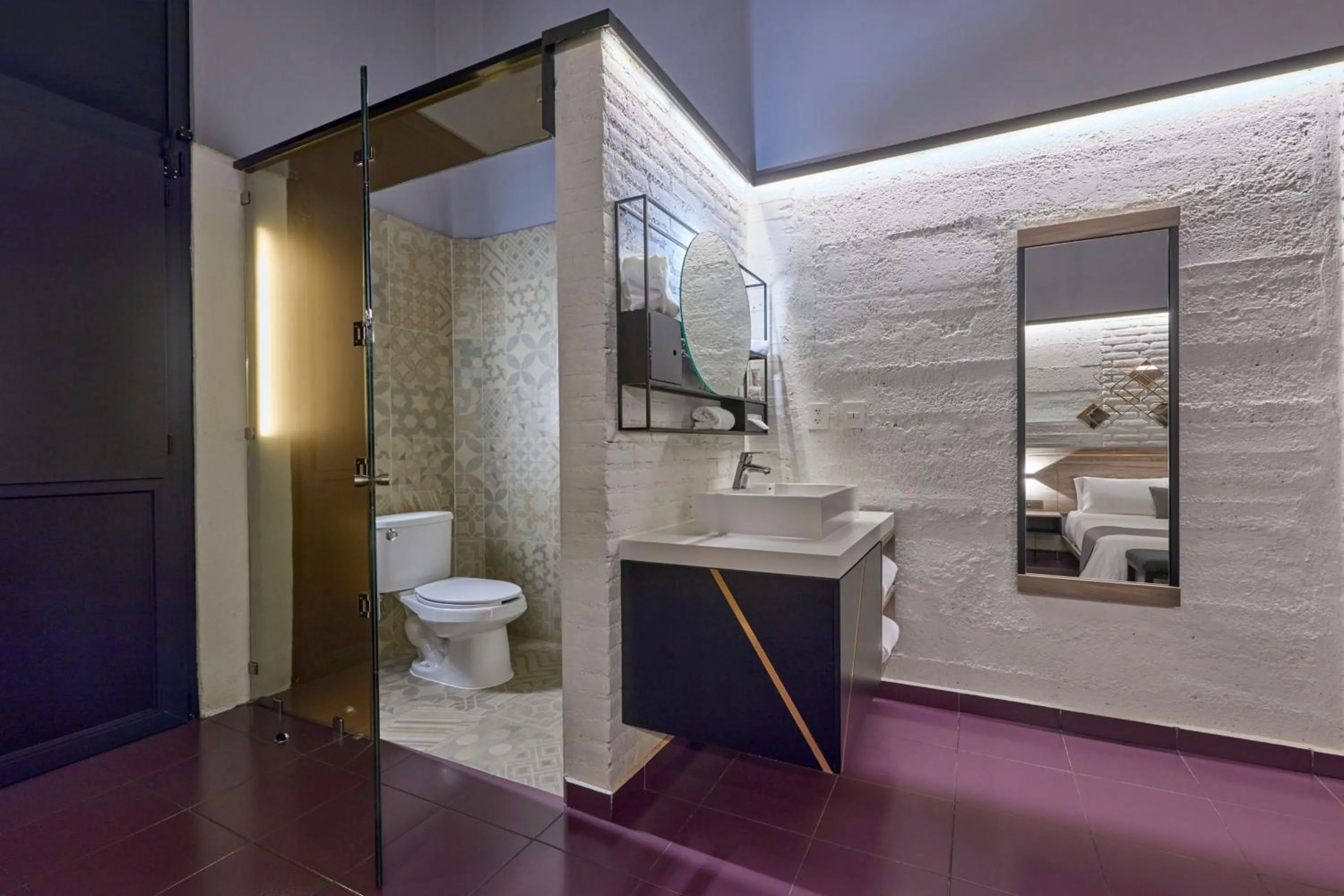 Bathroom in City Centro by Marriott Ciudad de Mexico