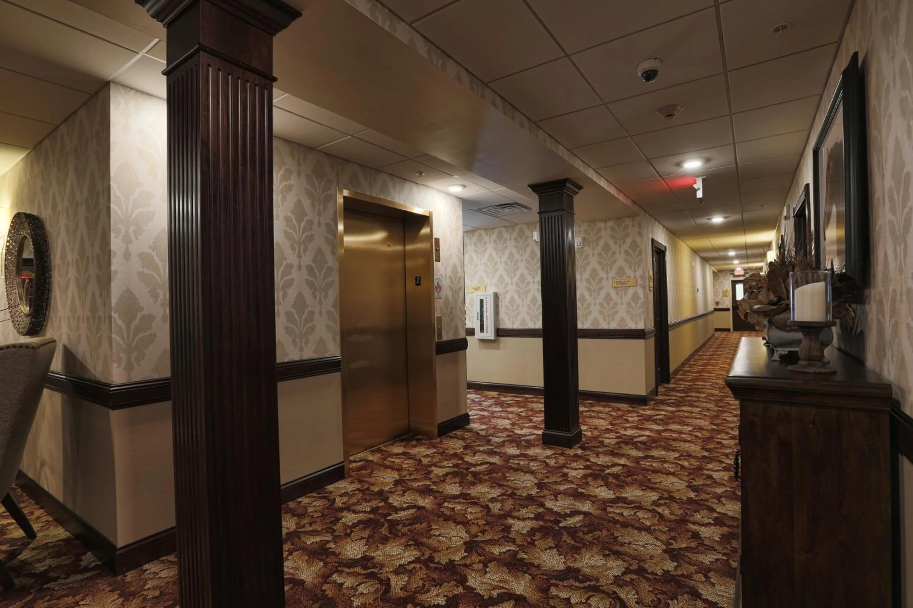 Arrow Hotel