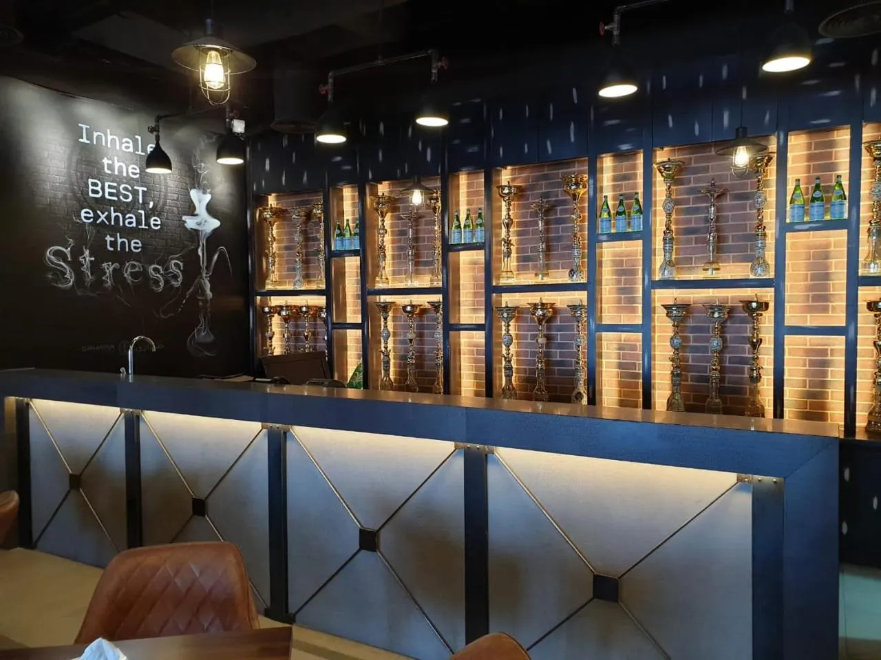 Restaurant/places to eat in Jannah Hotel Apartments & Villas