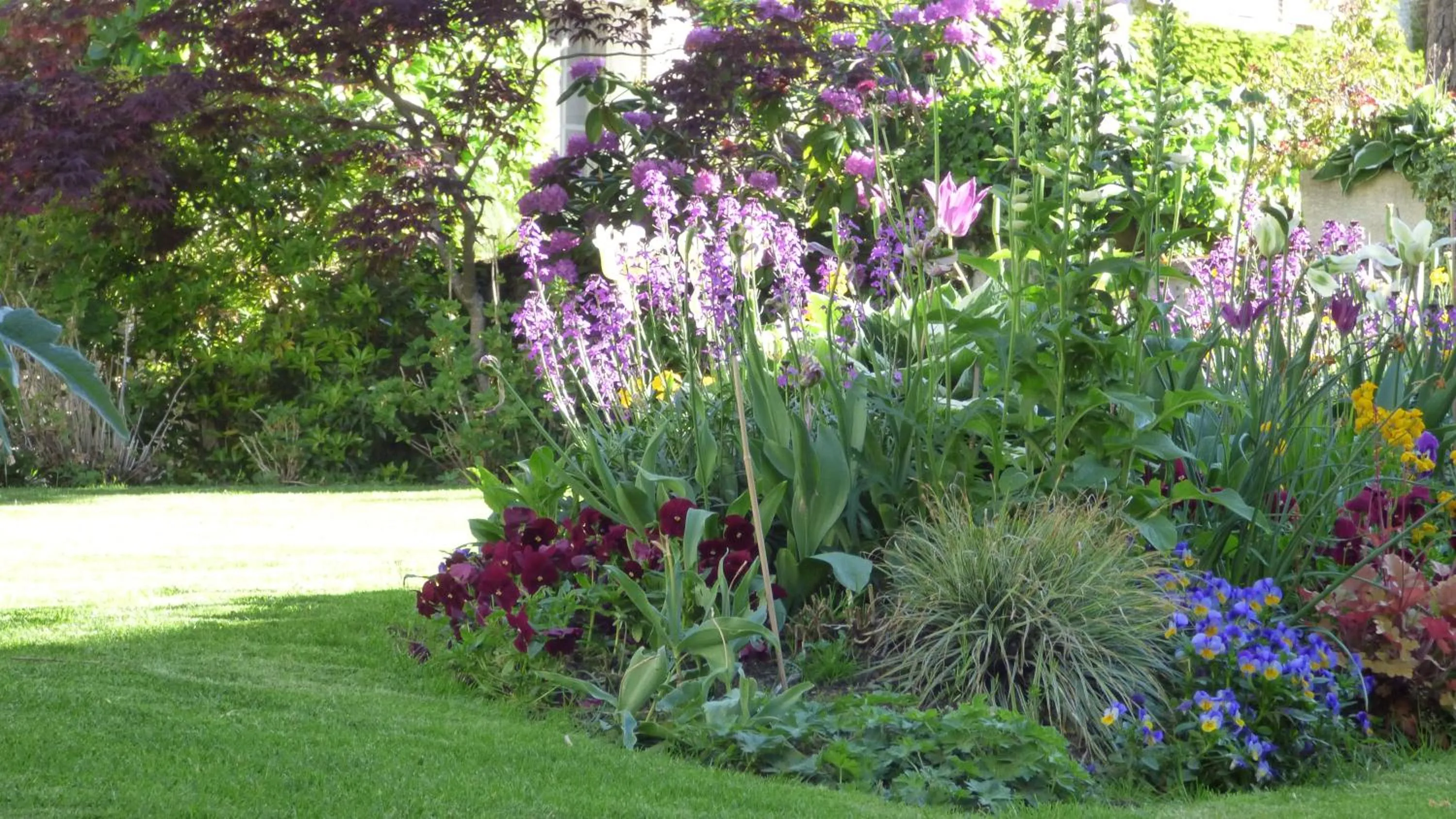 Spring in Hôtel La Tonnellerie