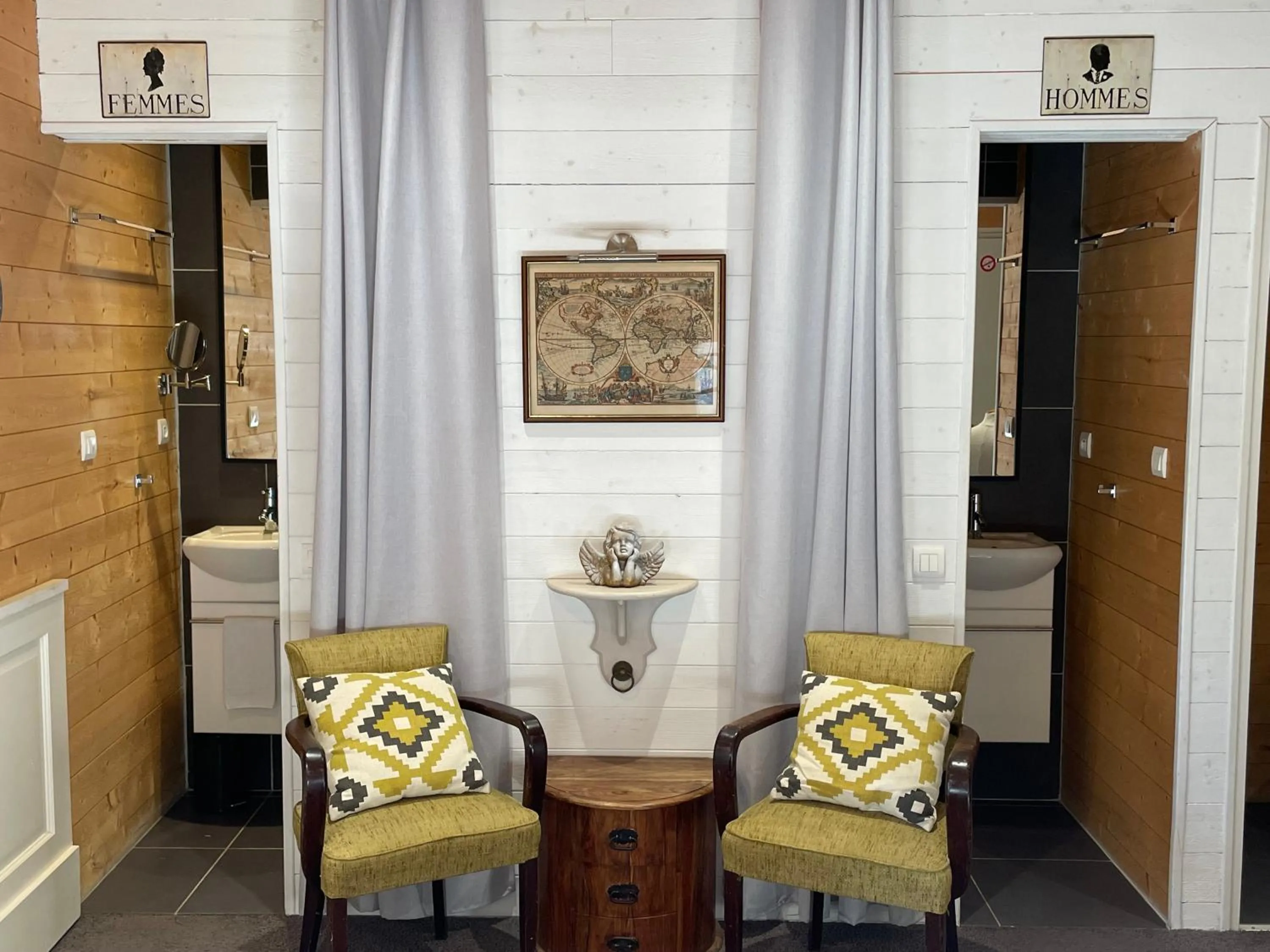 Bathroom in La Maison Bizienne Guérande - Chambres d'hôtes de charme