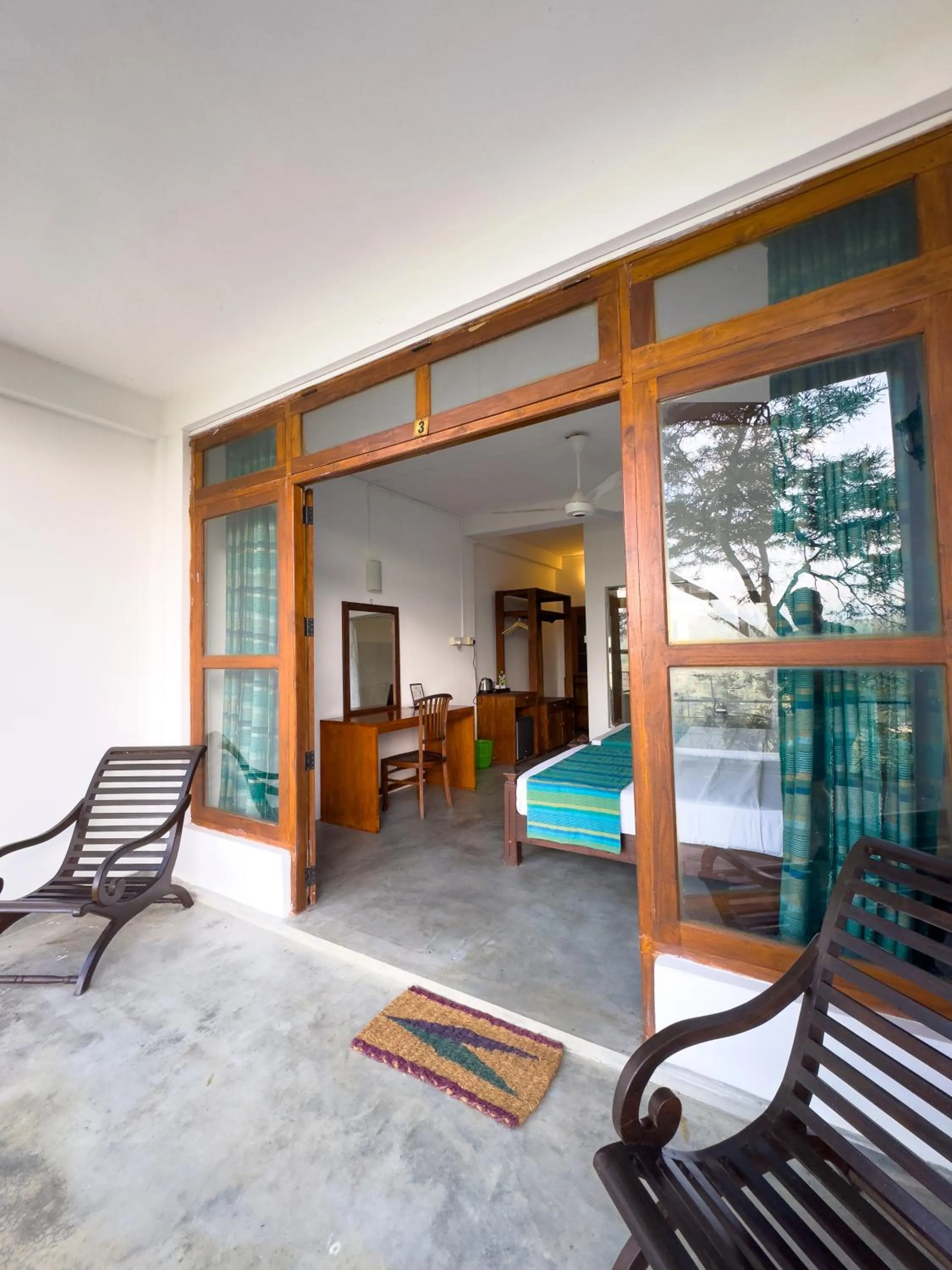 Patio in Ella Alpine Resort