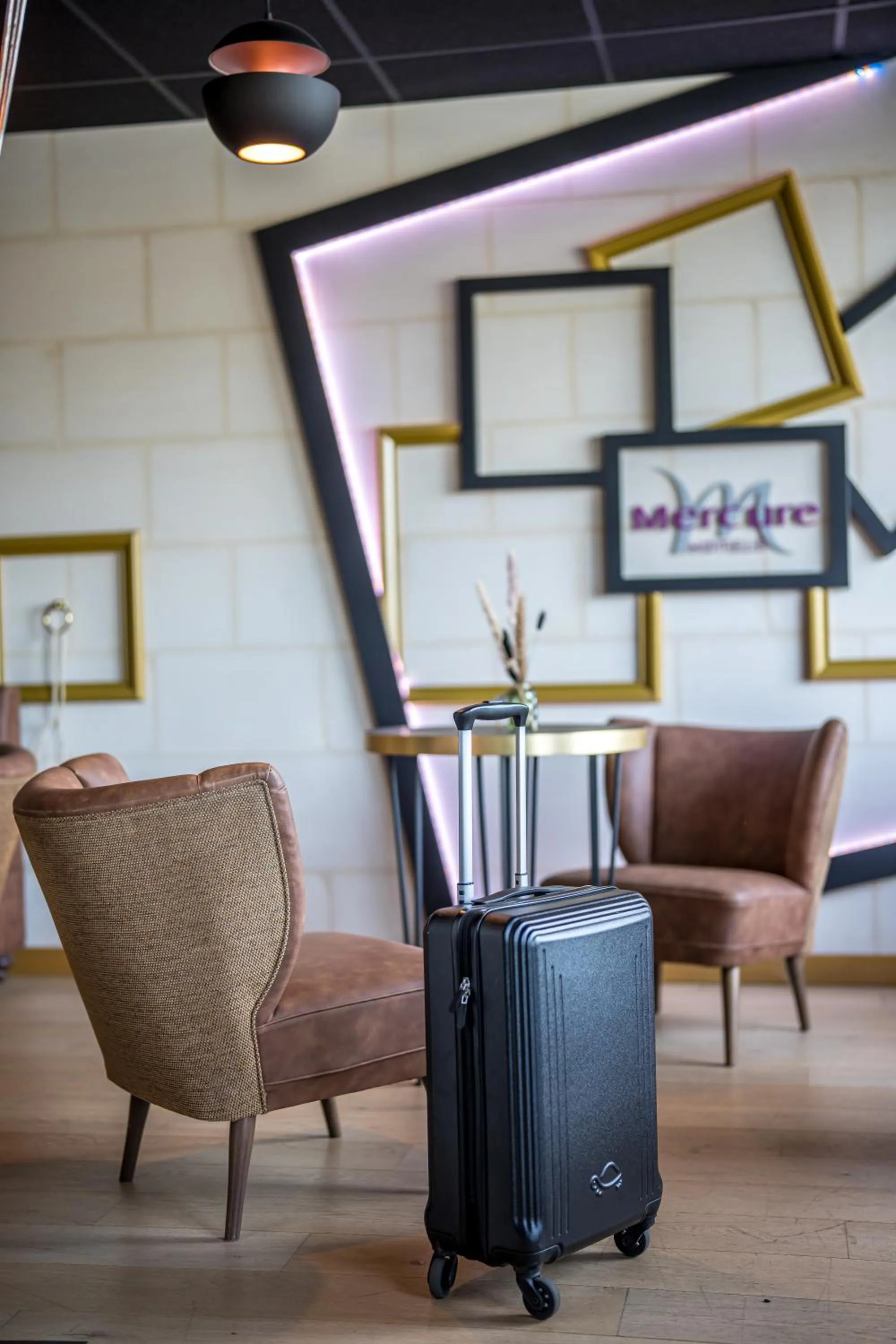 Lobby or reception in Mercure Bords de Loire Saumur