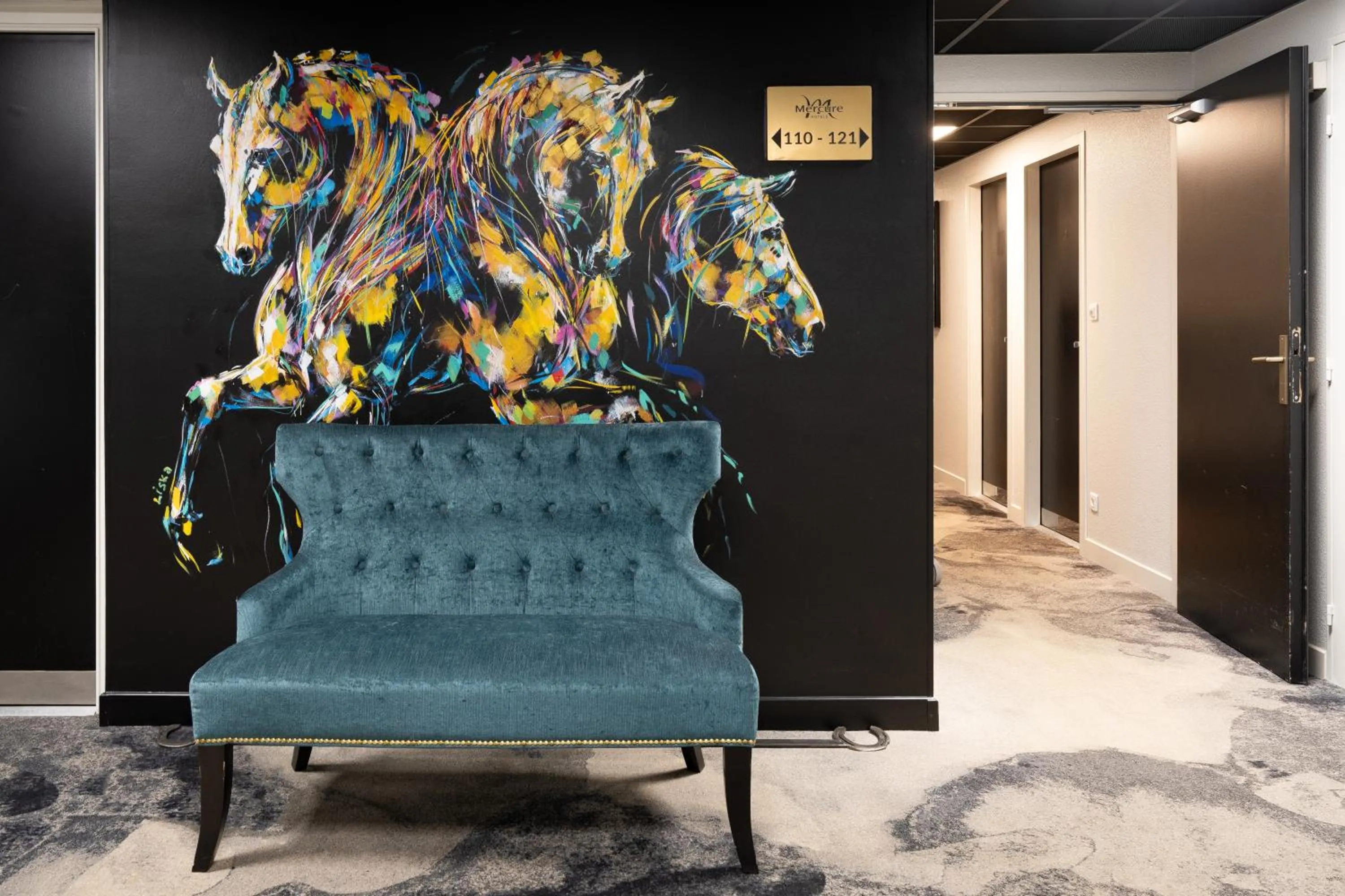 Decorative detail in Mercure Bords de Loire Saumur