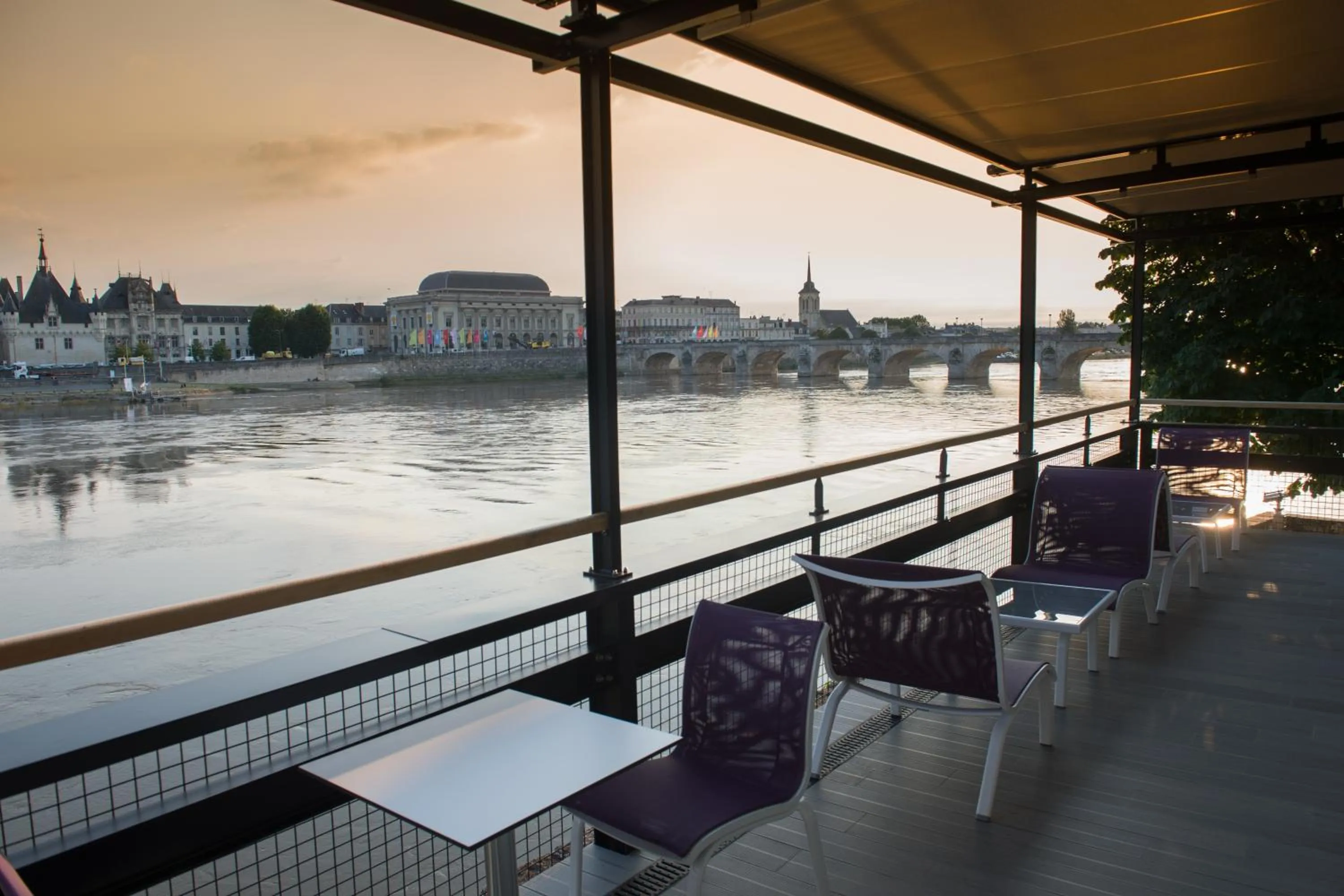 Balcony/Terrace in Mercure Bords de Loire Saumur