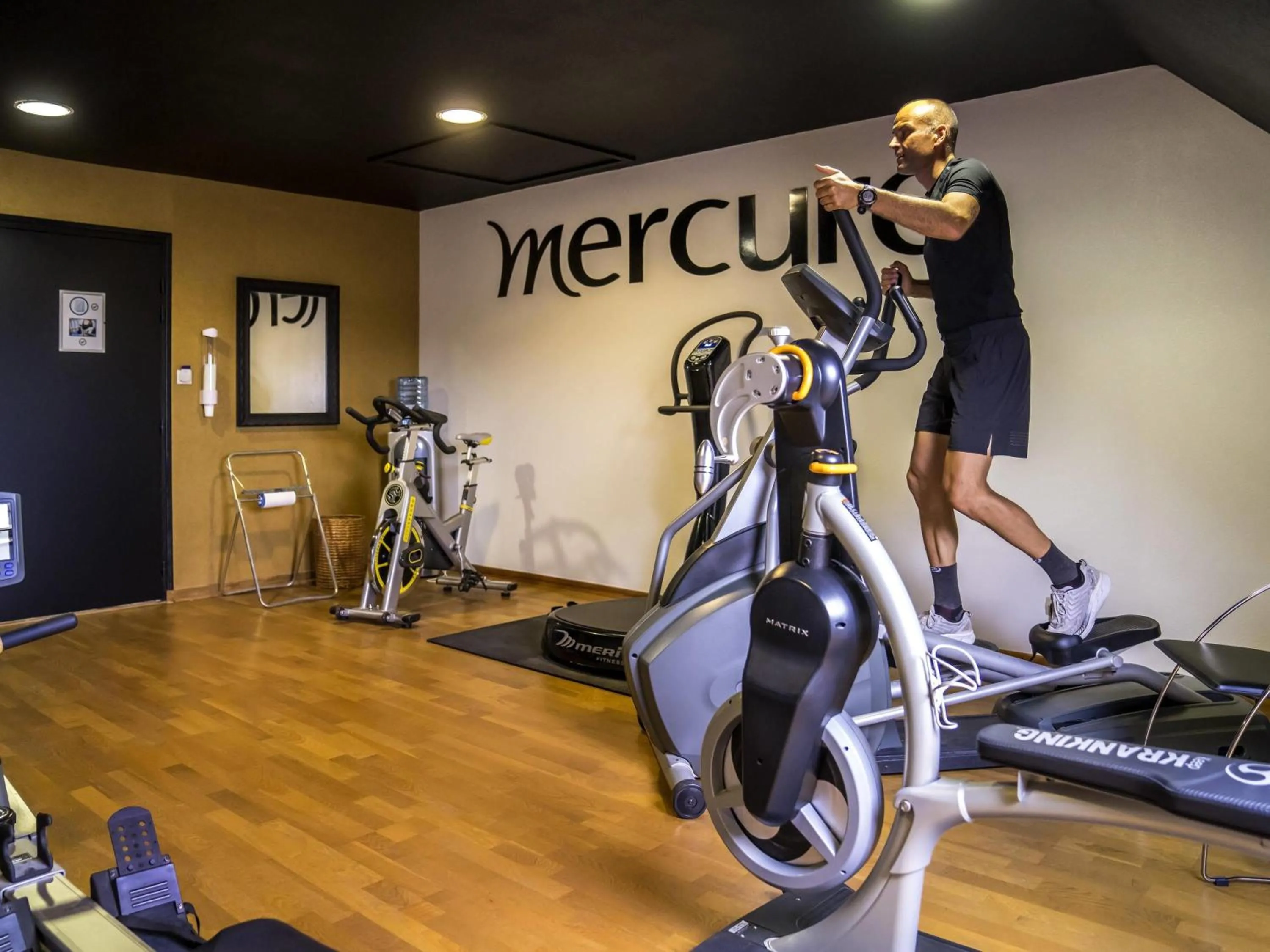 Fitness centre/facilities in Mercure Bords de Loire Saumur