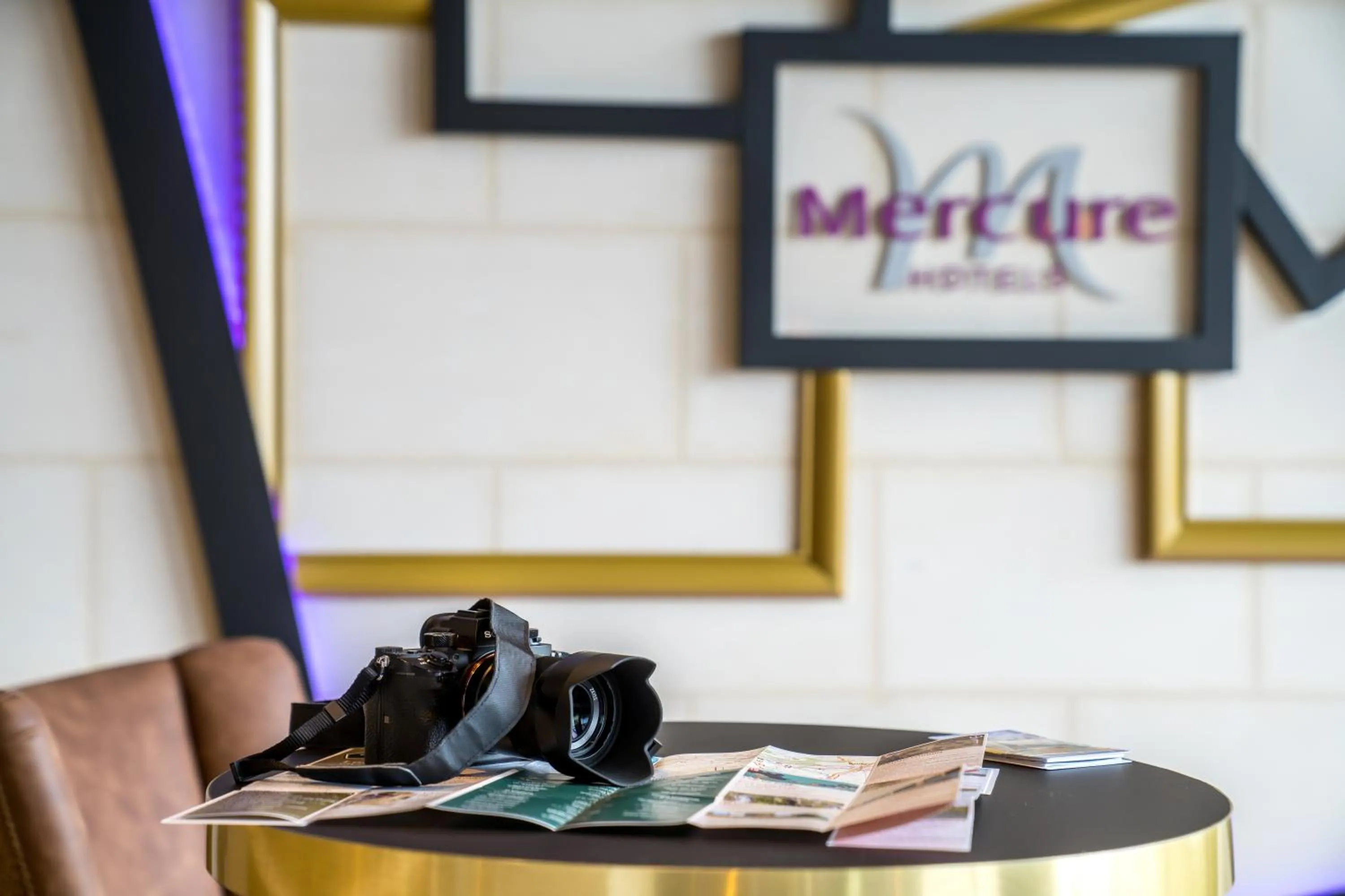 Property logo or sign in Mercure Bords de Loire Saumur