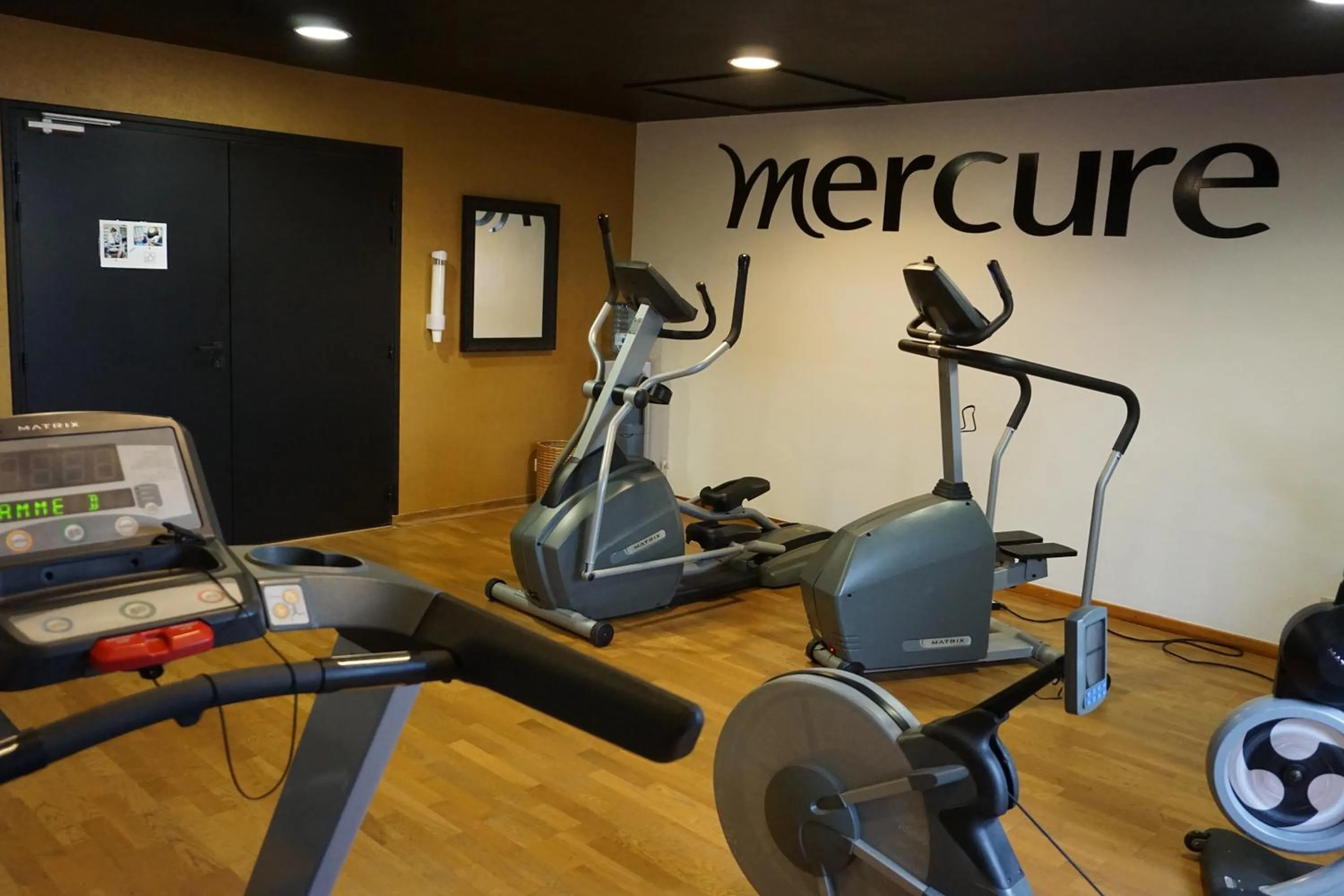 Fitness centre/facilities in Mercure Bords de Loire Saumur