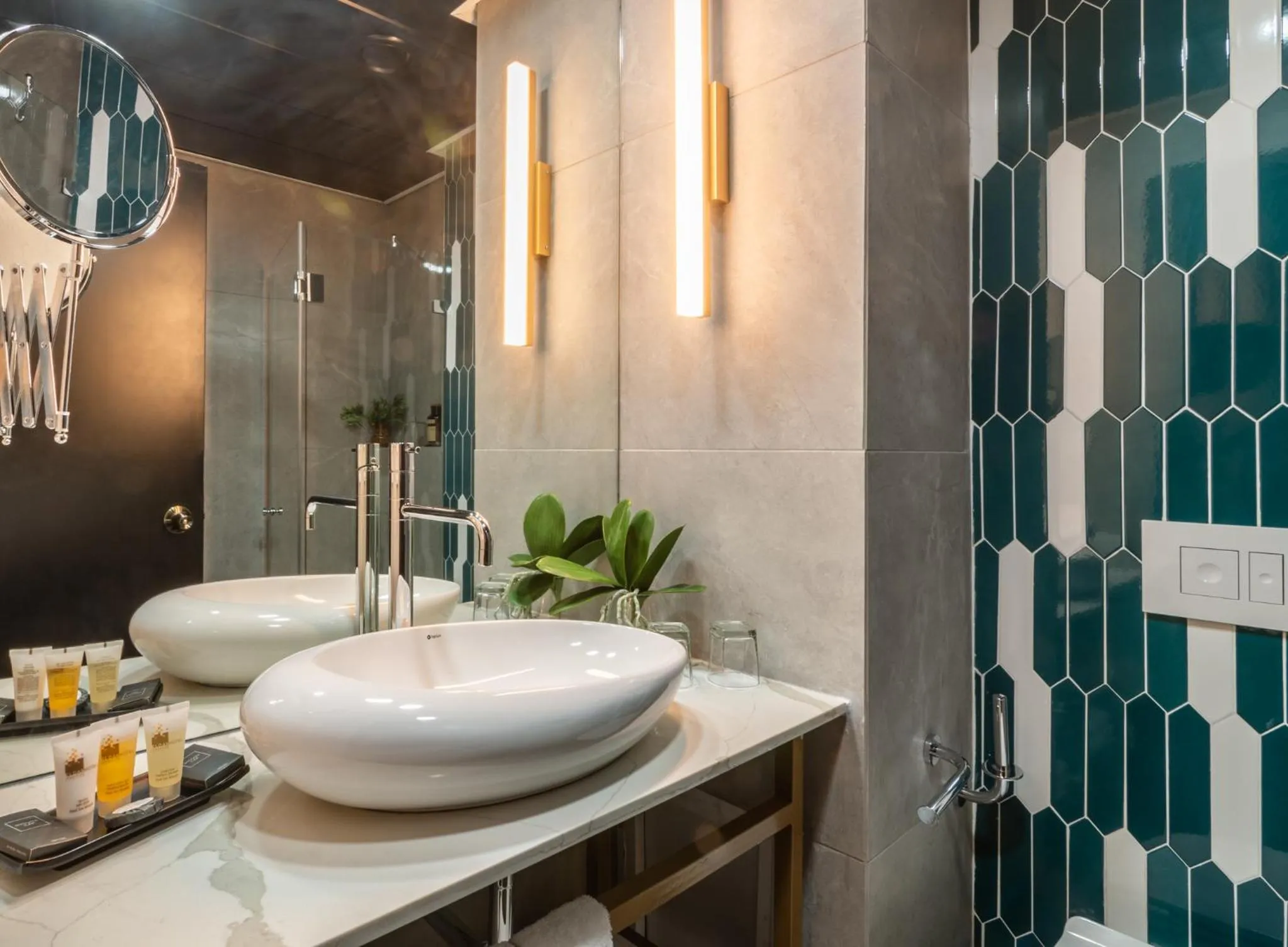 Bathroom in Eldan Hotel