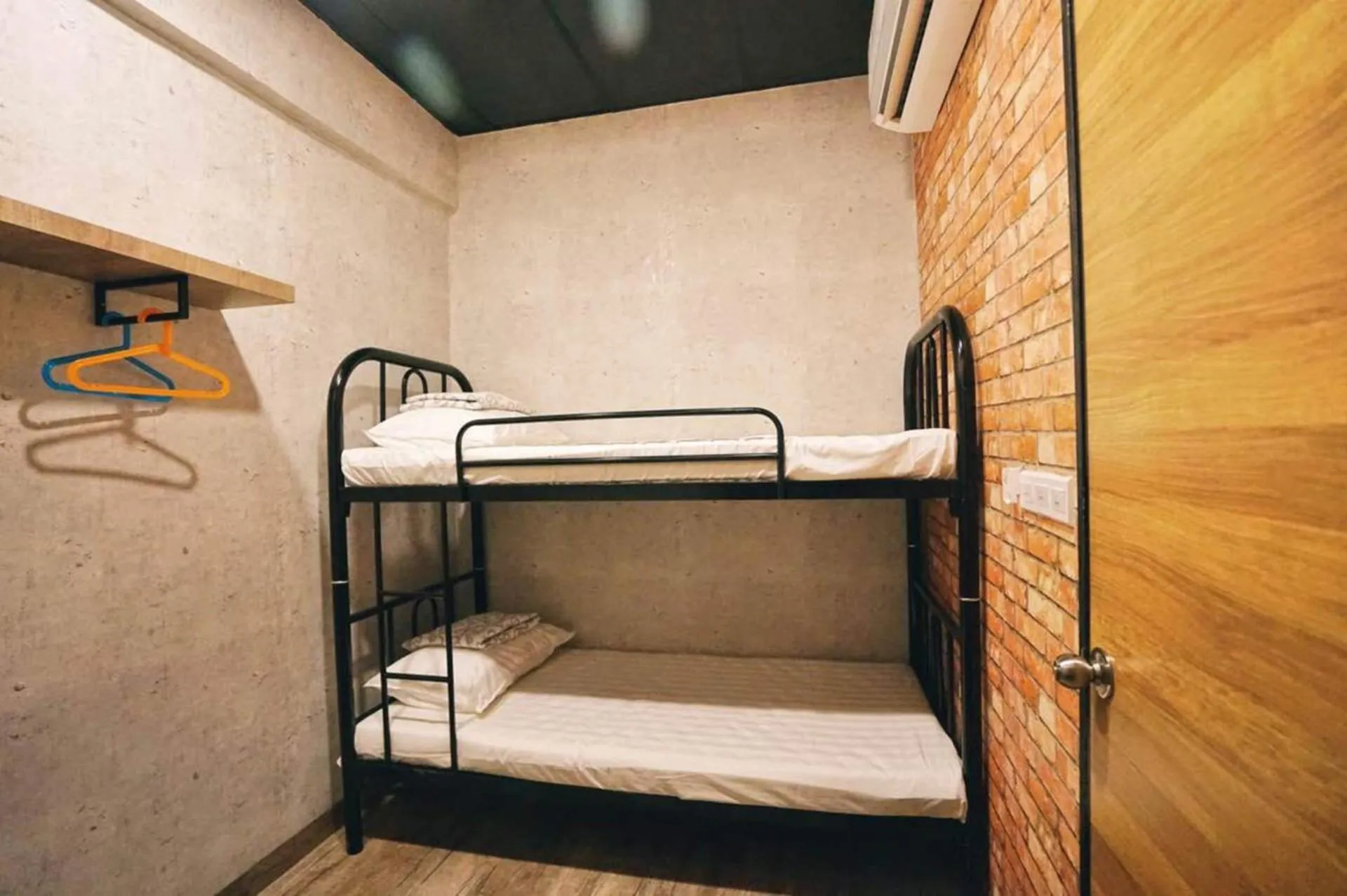 Bed in Cube Bed Station & Tours Sdn Bhd