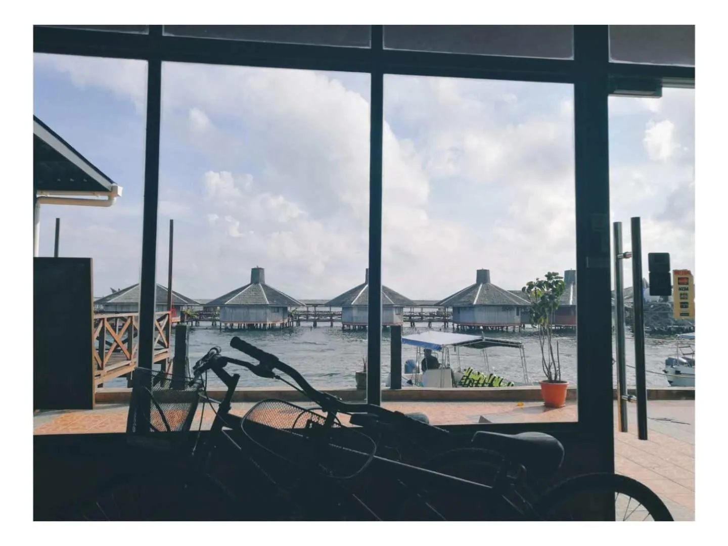 Lounge or bar in Cube Bed Station & Tours Sdn Bhd