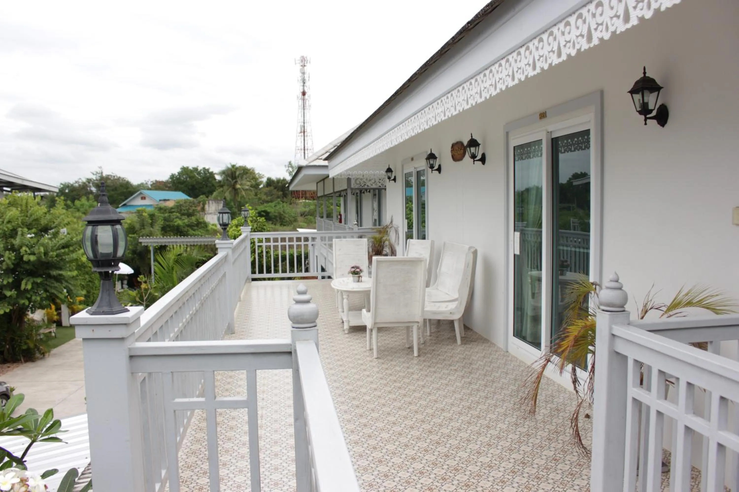 Balcony/Terrace in Moeimanee Resort