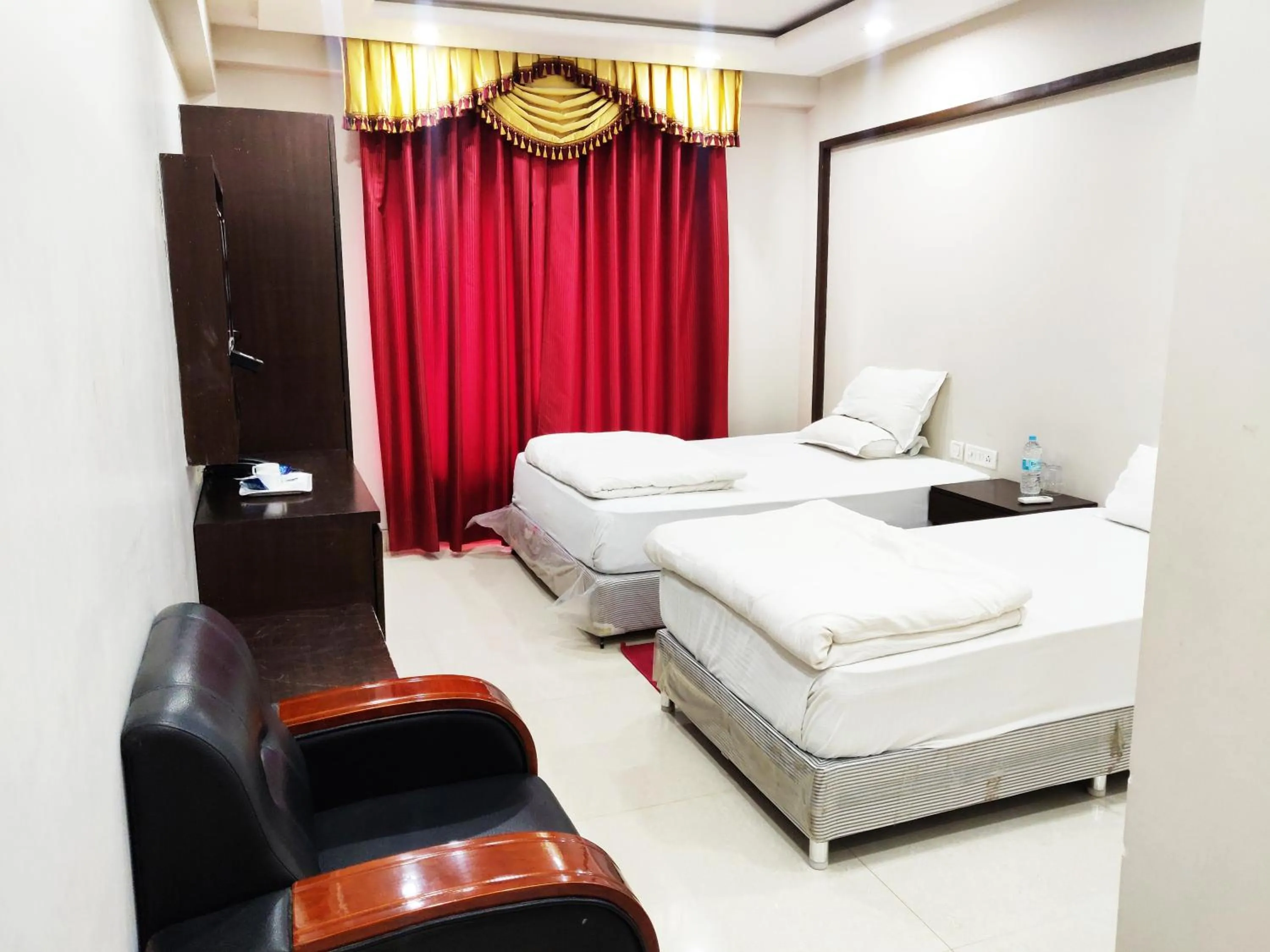 Bed in Bodhgaya Seven Inn Hotel n Restaurant