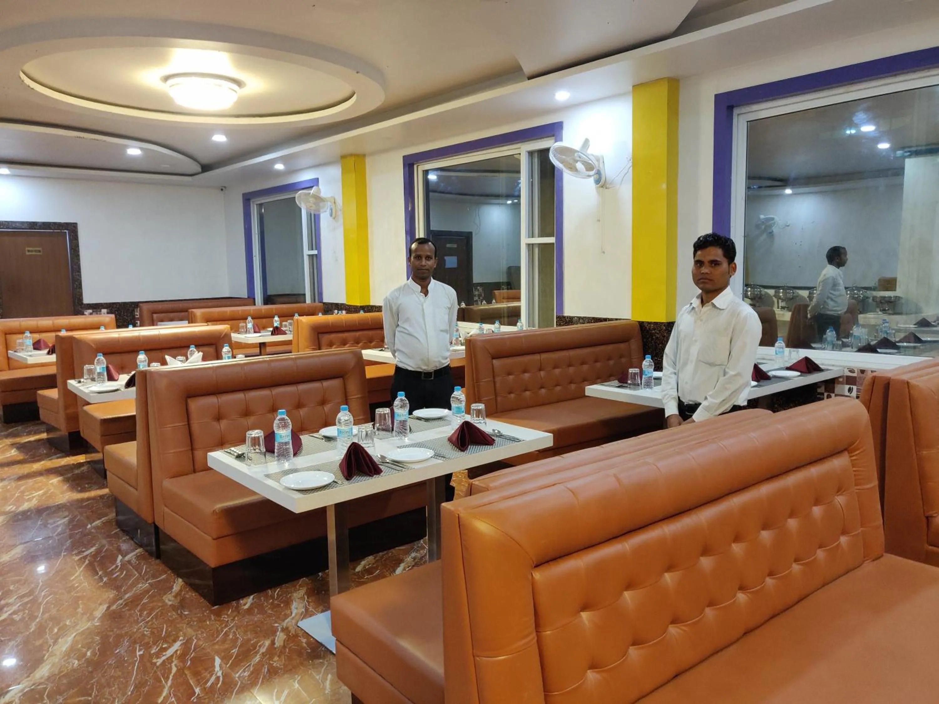 Restaurant/places to eat in Bodhgaya Seven Inn Hotel n Restaurant