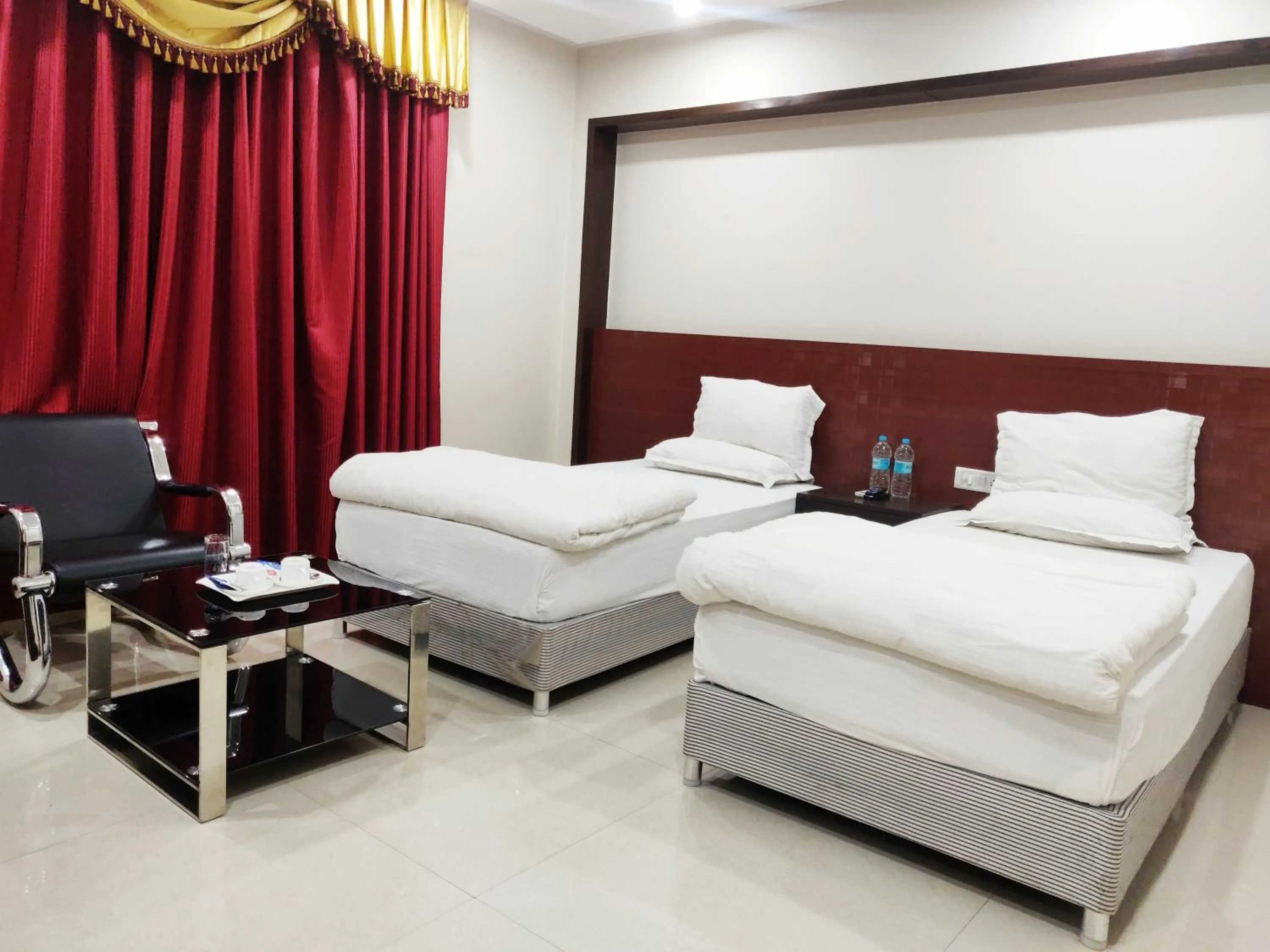 Bed in Bodhgaya Seven Inn Hotel n Restaurant
