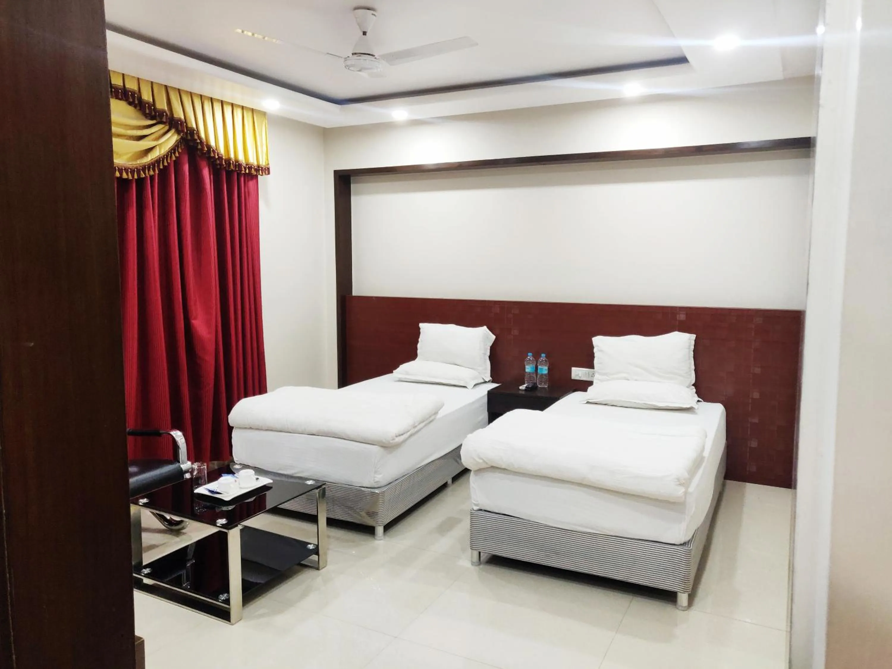 Bed in Bodhgaya Seven Inn Hotel n Restaurant