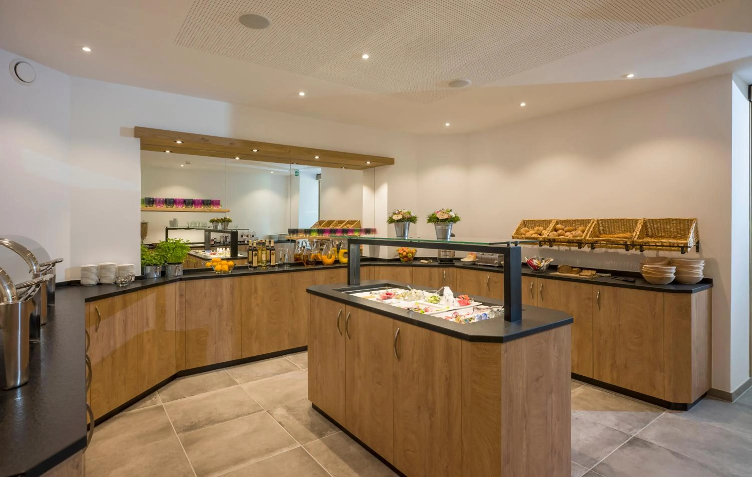 Buffet breakfast in Hotel Auszeit