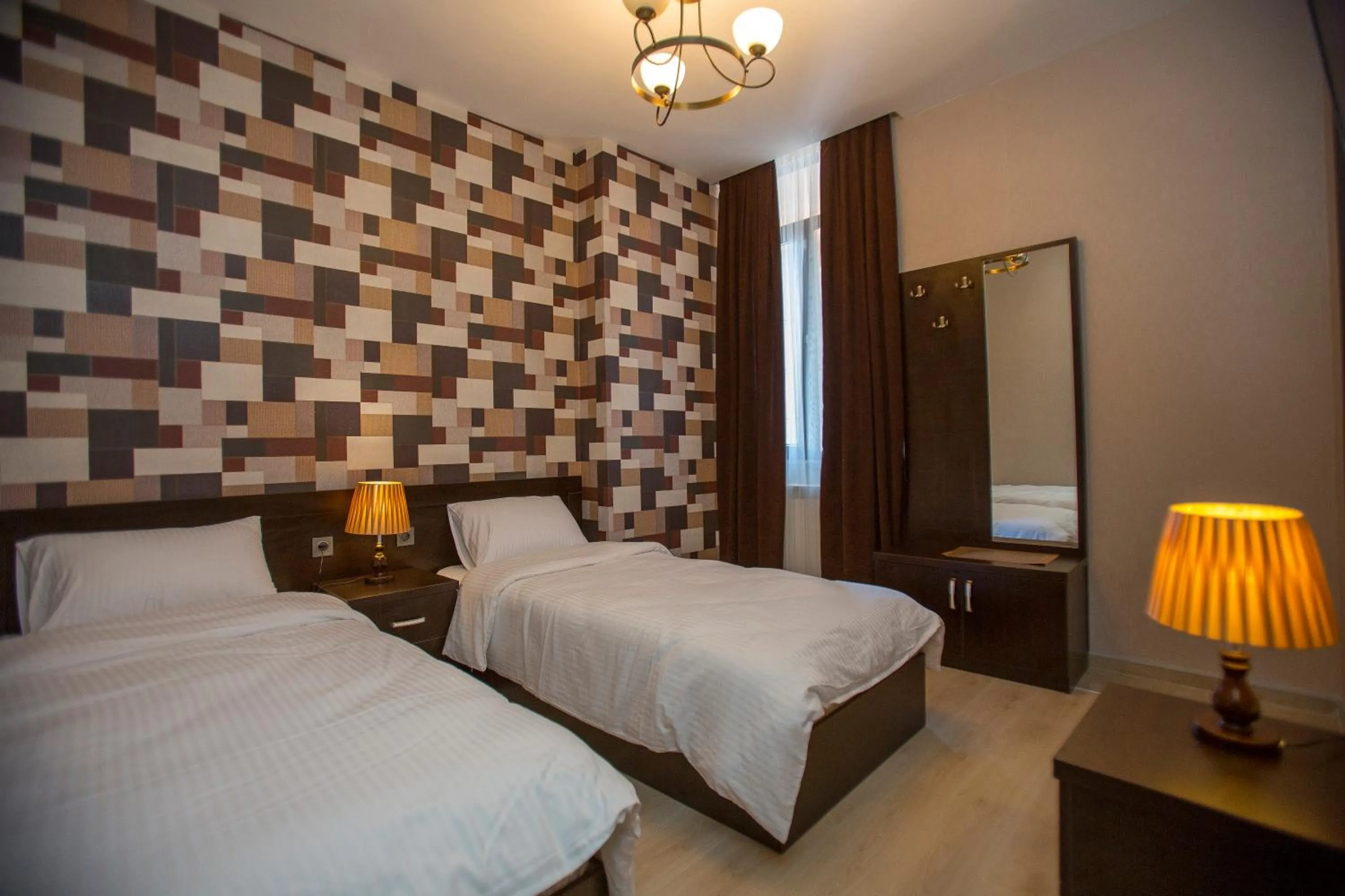 Photo of the whole room, Bed in Ire Palace