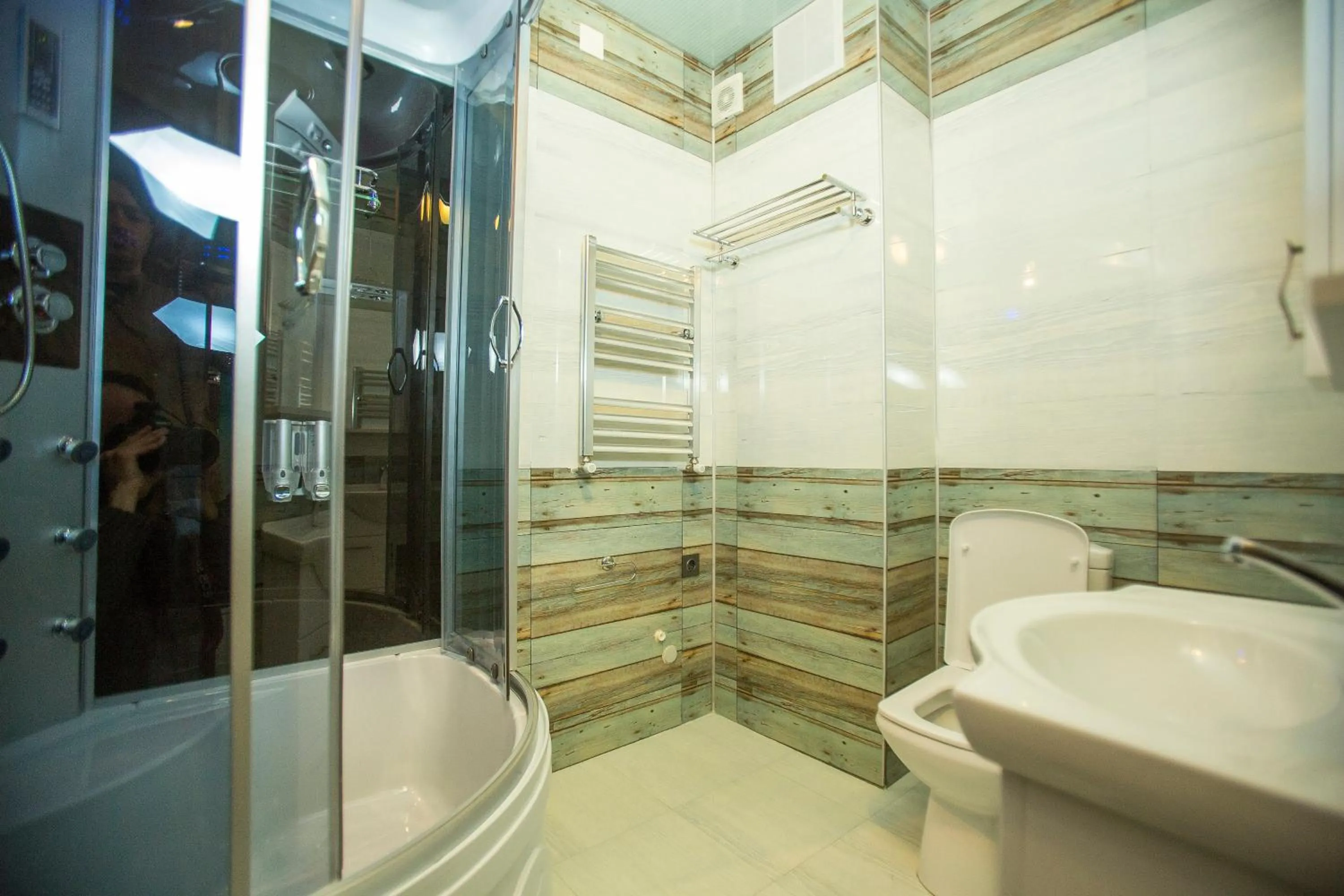 Bathroom in Ire Palace