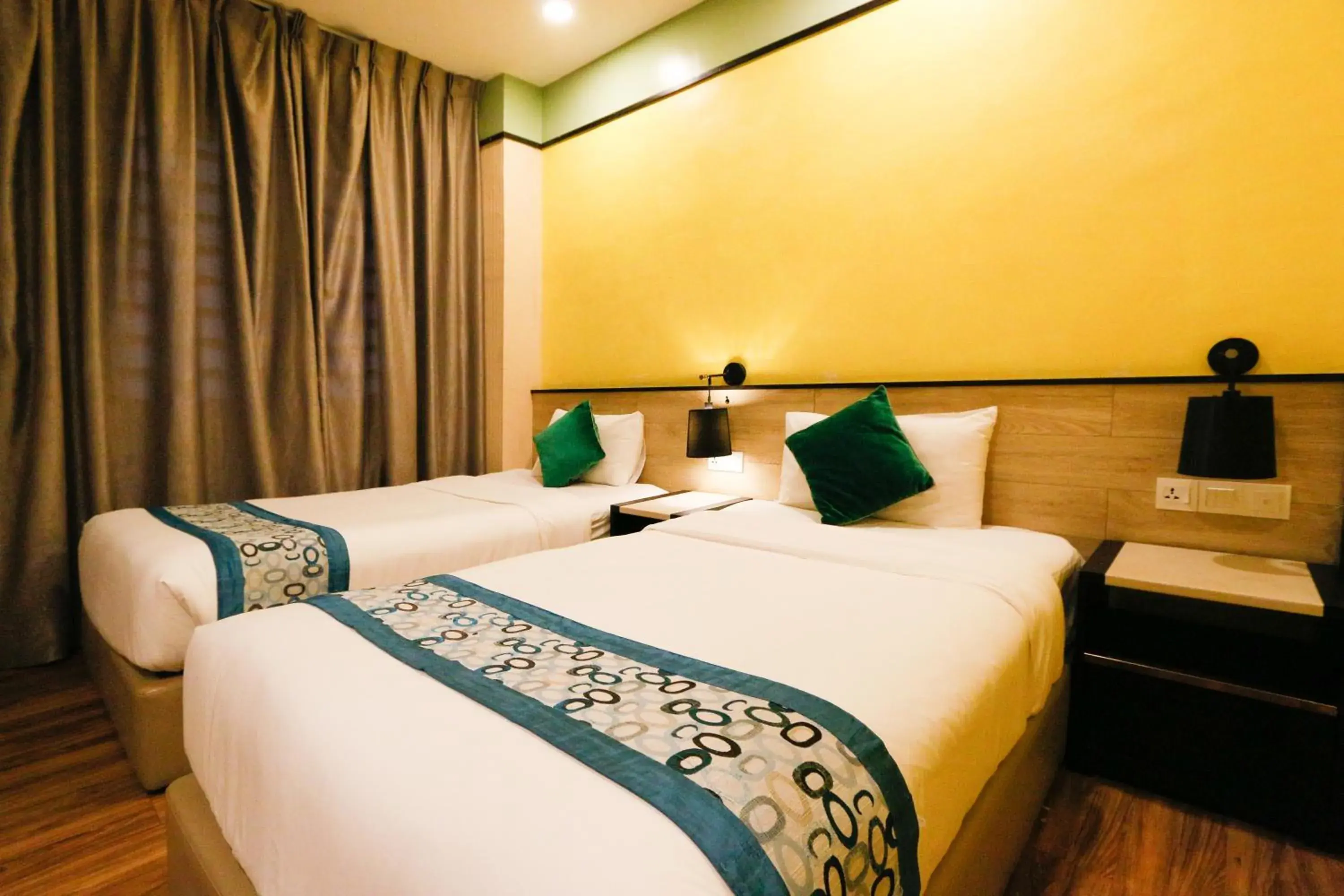 Standard Twin Room in Golden Roof Hotel, Seri Iskandar Standard Twin Room in Golden Roof Hotel, Seri Iskandar