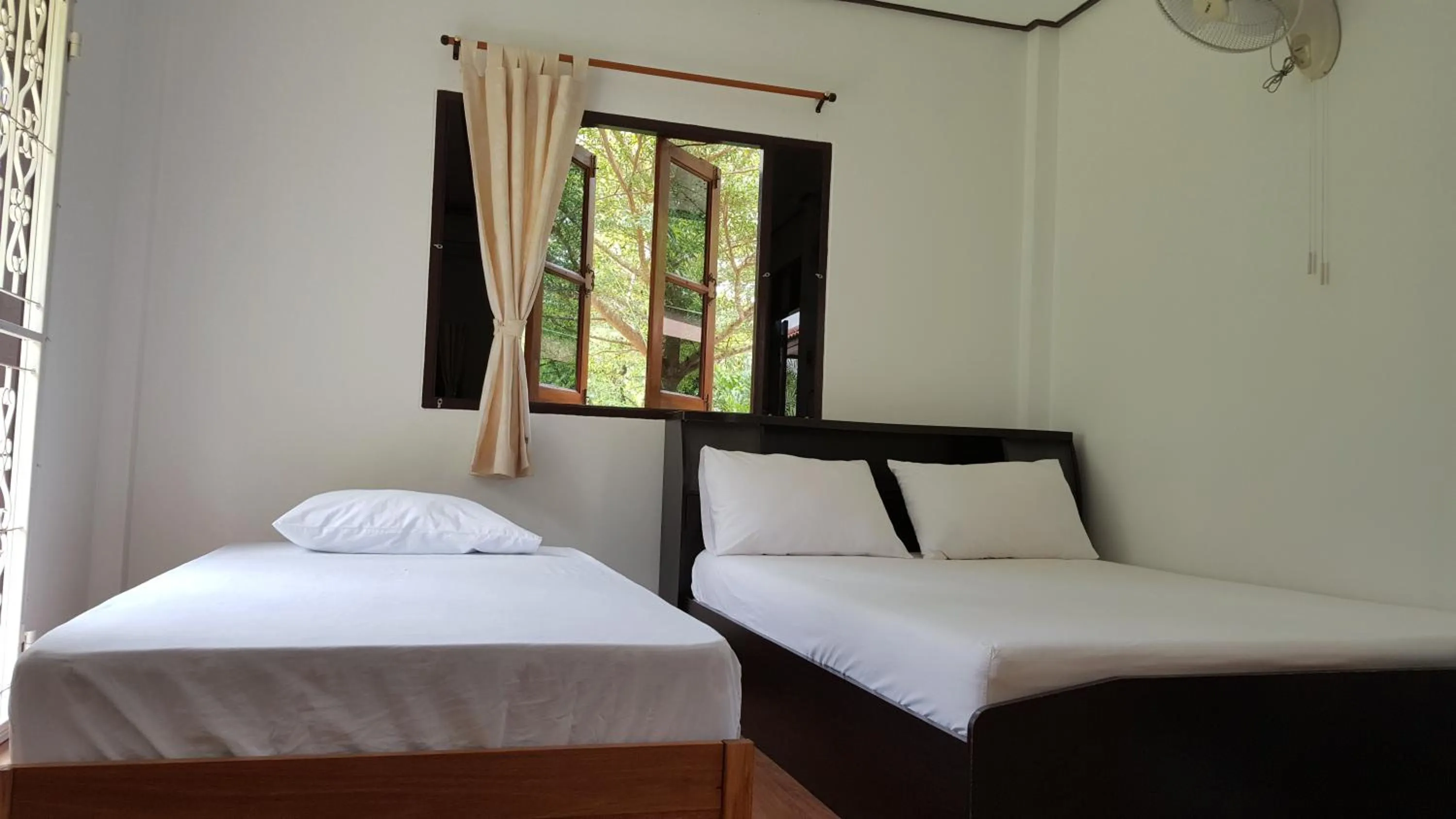 Bed in Sanfhan Resort-SHA Plus