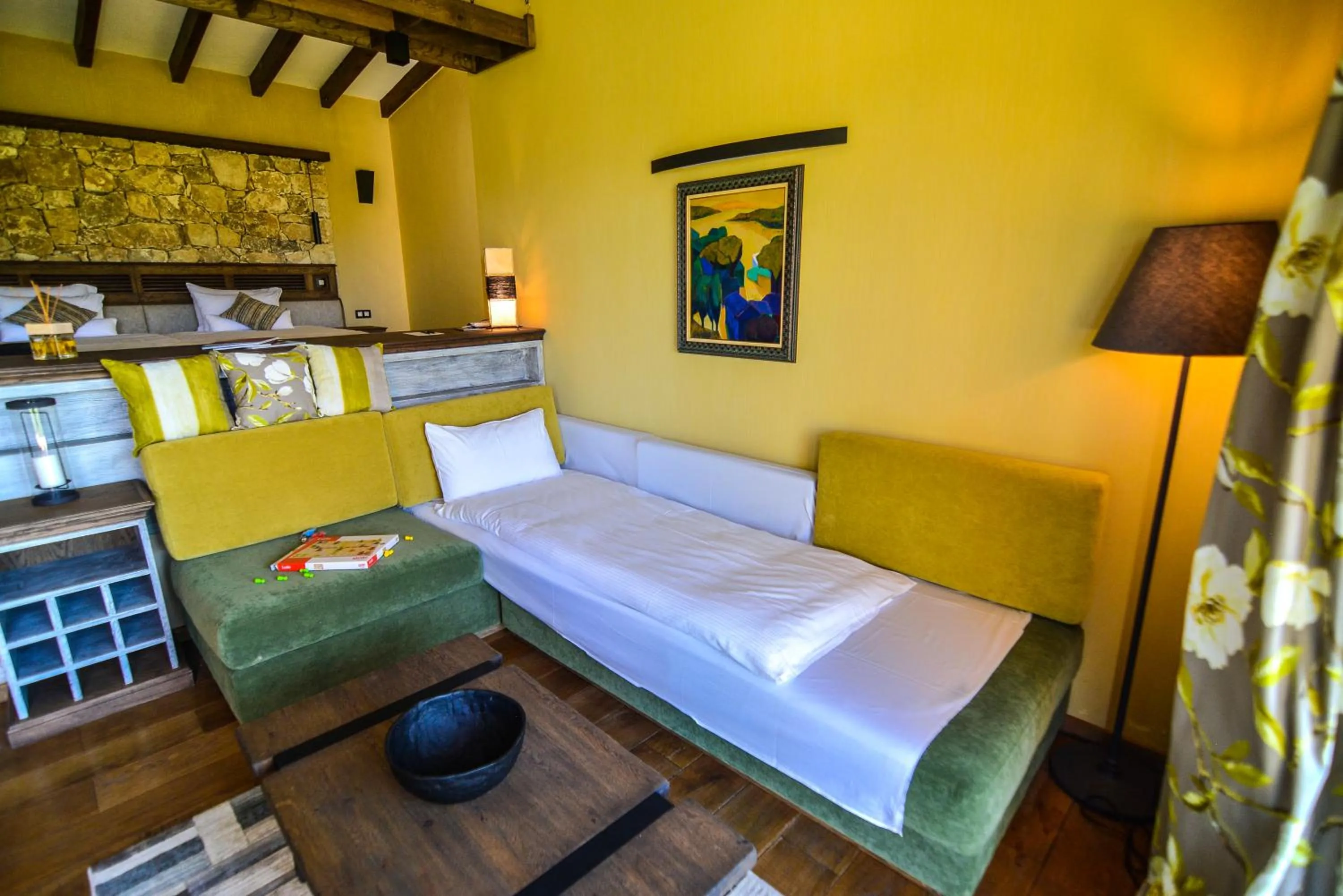 Bed in Zornitza Family Estate Relais & Chateaux