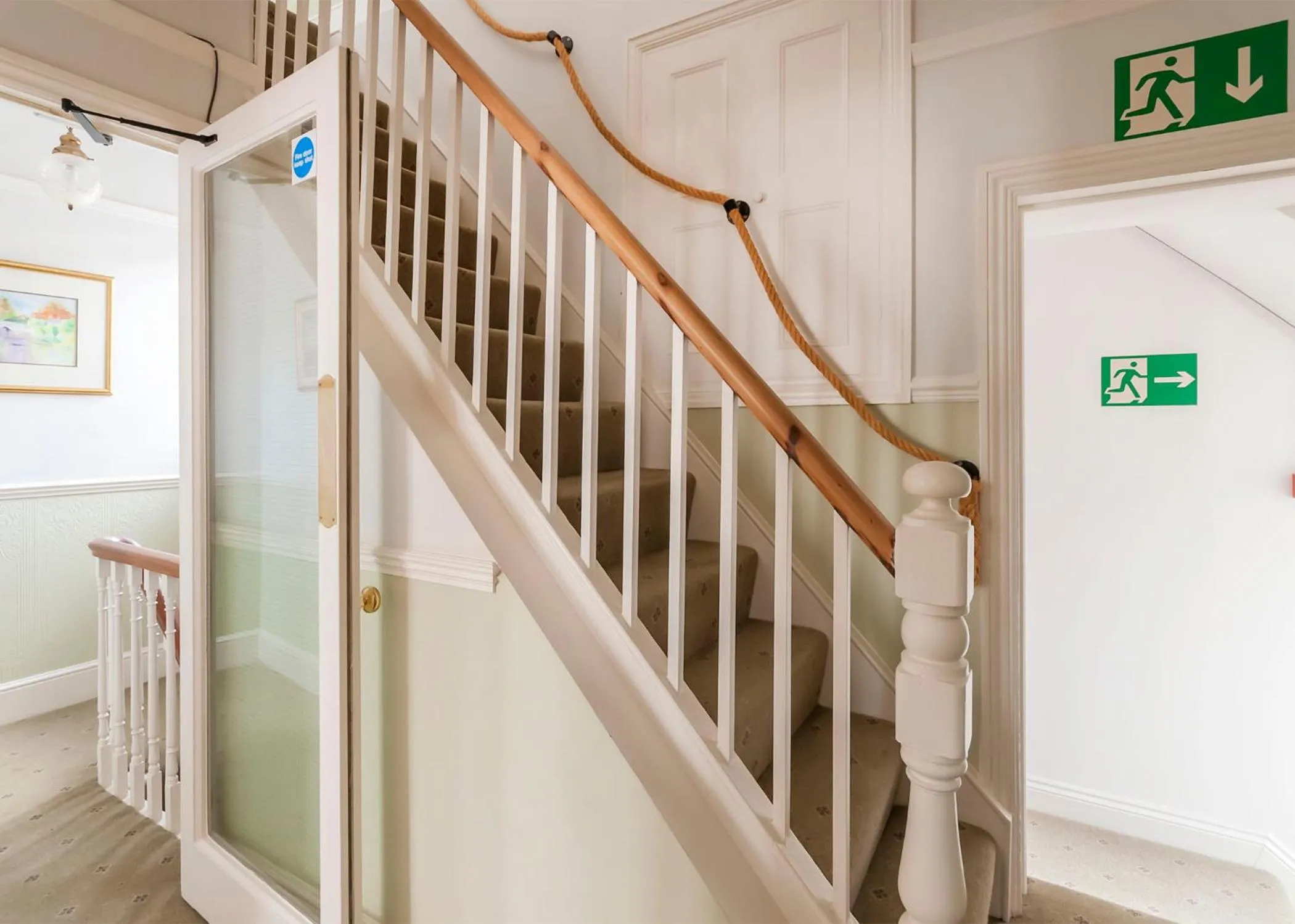 Area and facilities in Sheriff Lodge