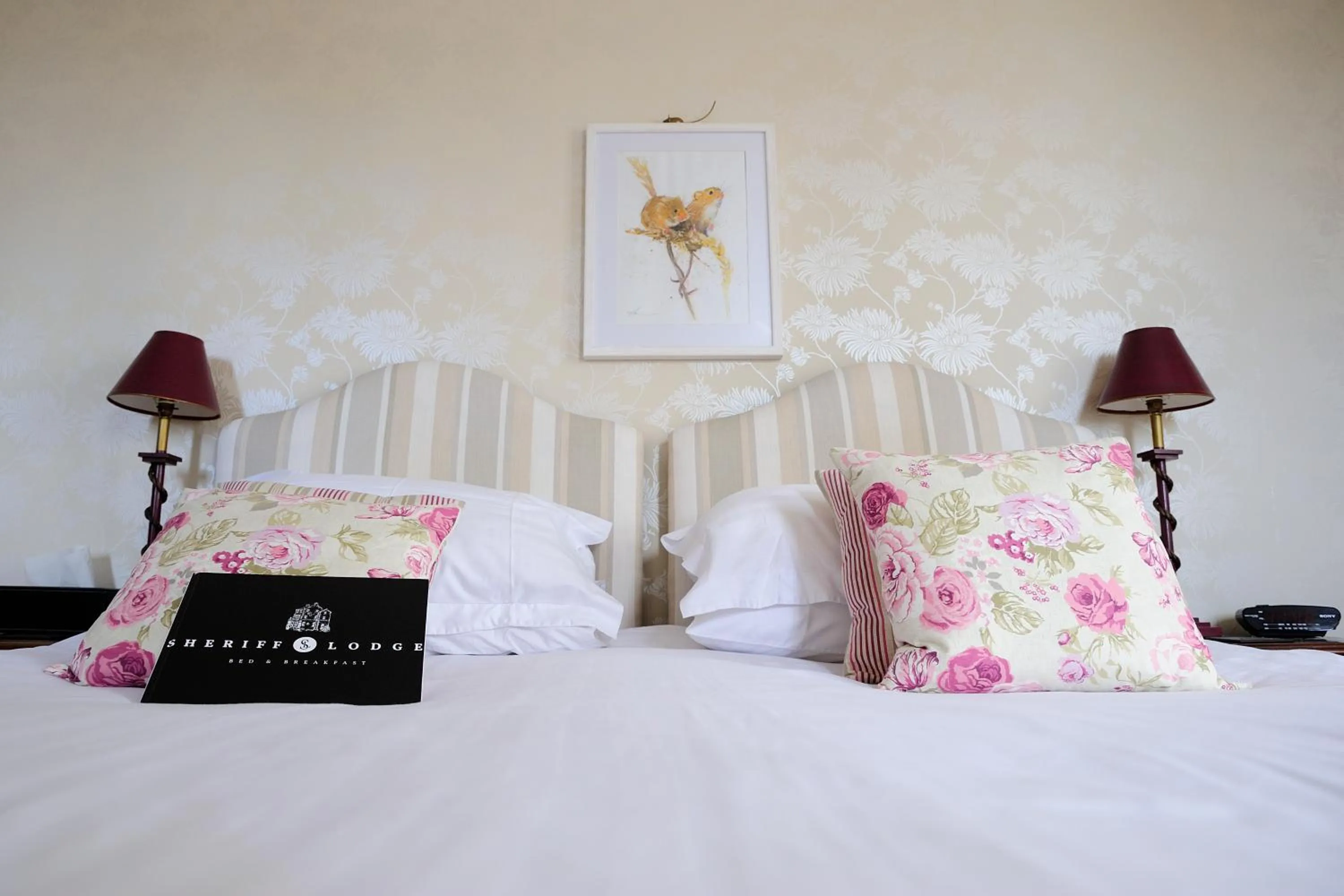 Bed in Sheriff Lodge