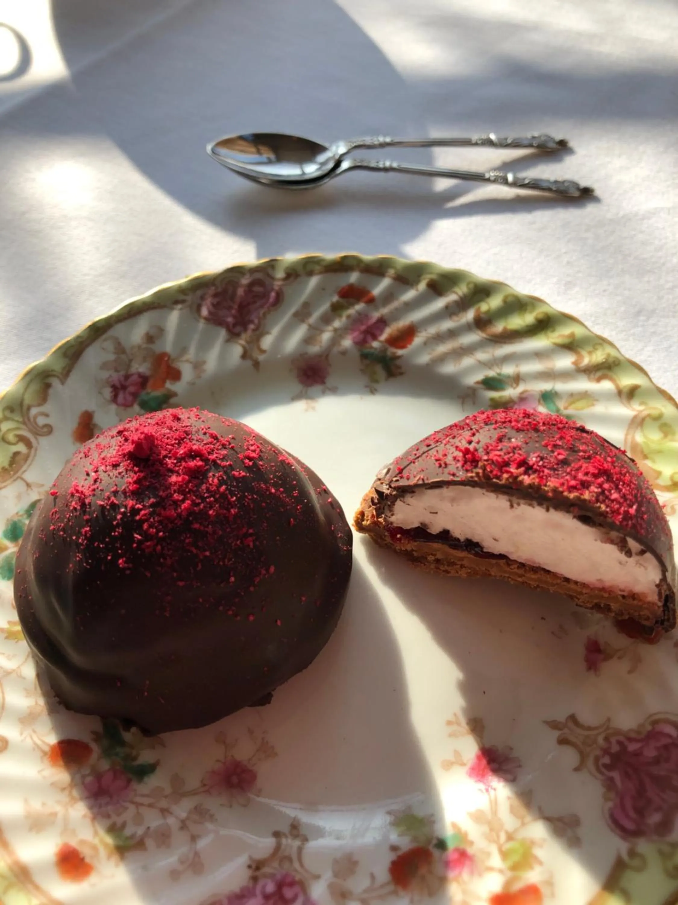 Food and drinks in Sheriff Lodge