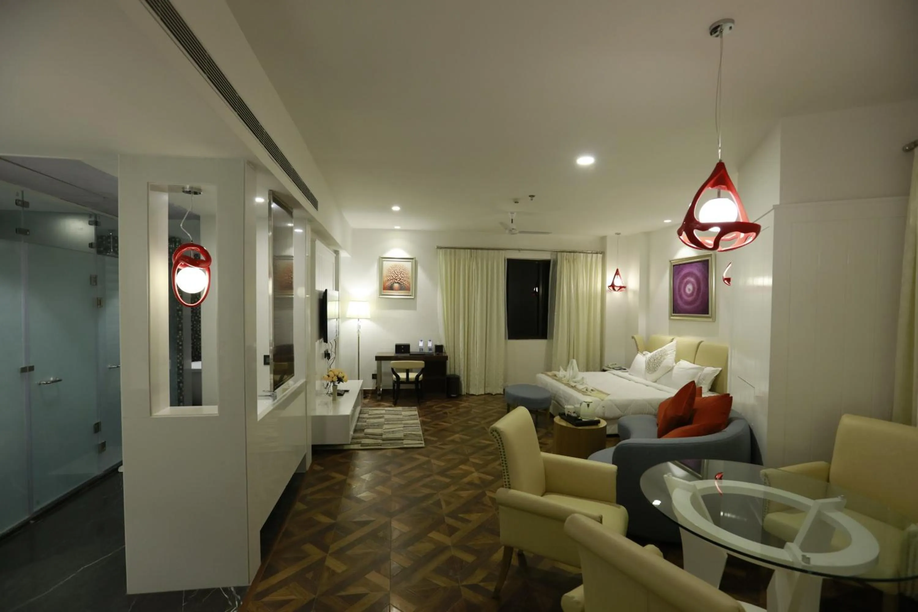 Photo of the whole room, Bed in Pal Heights Mantra