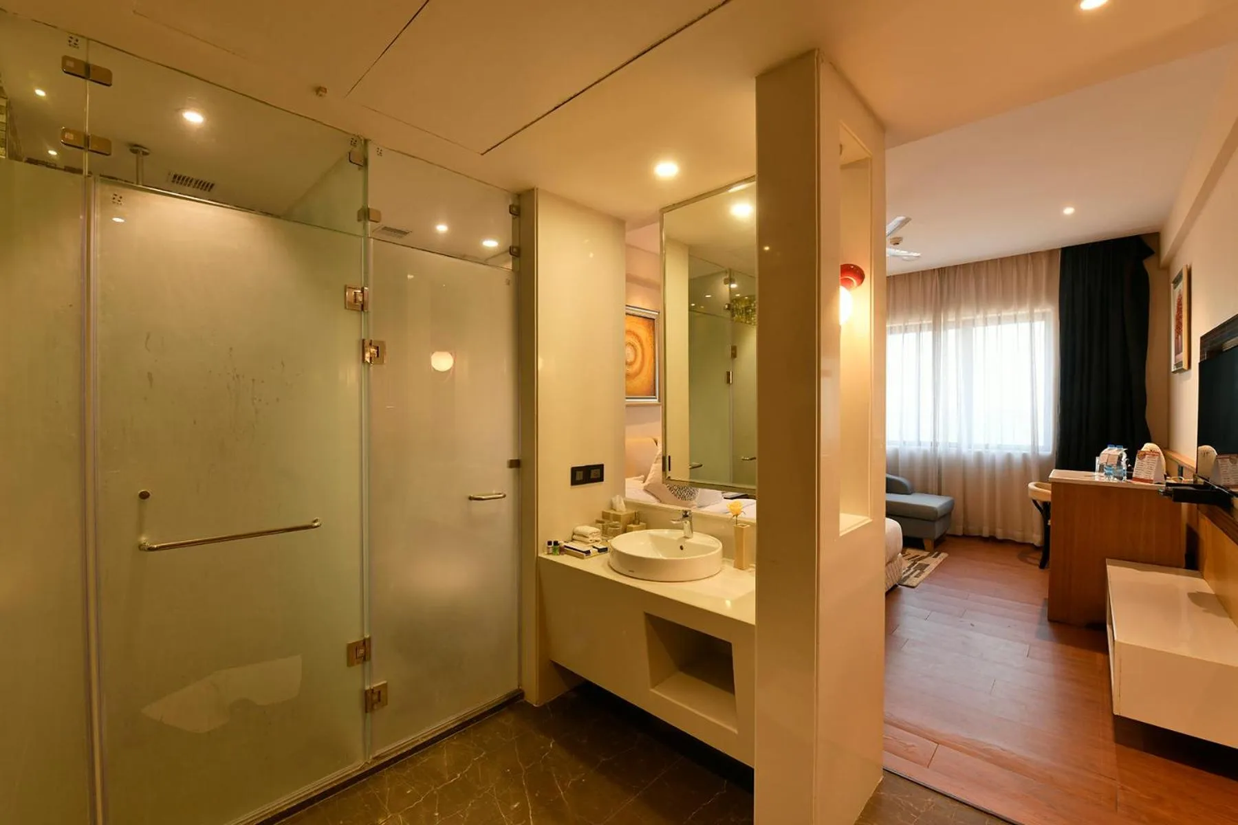 Property building in Pal Heights Mantra