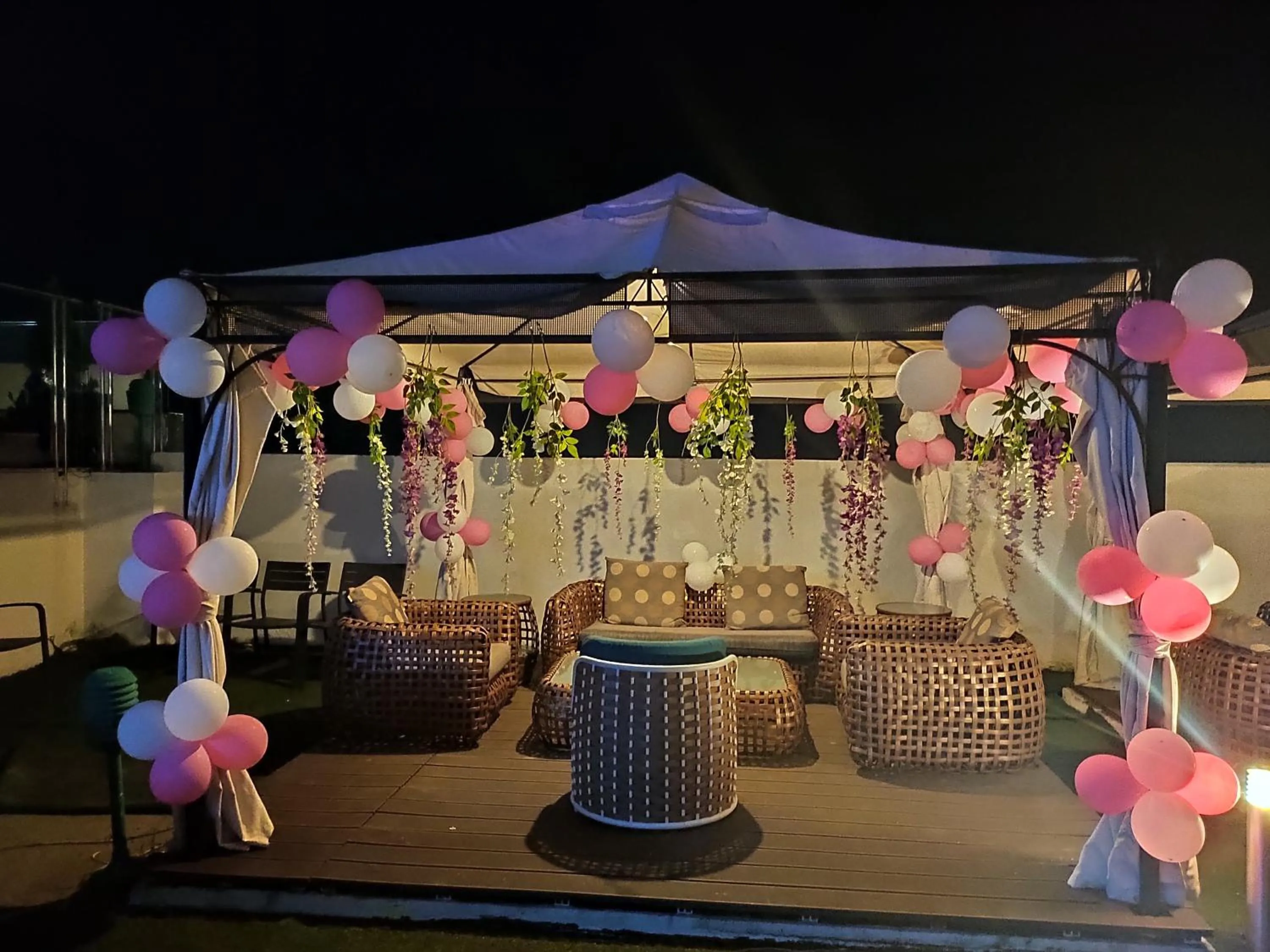 Evening entertainment in Pal Heights Mantra