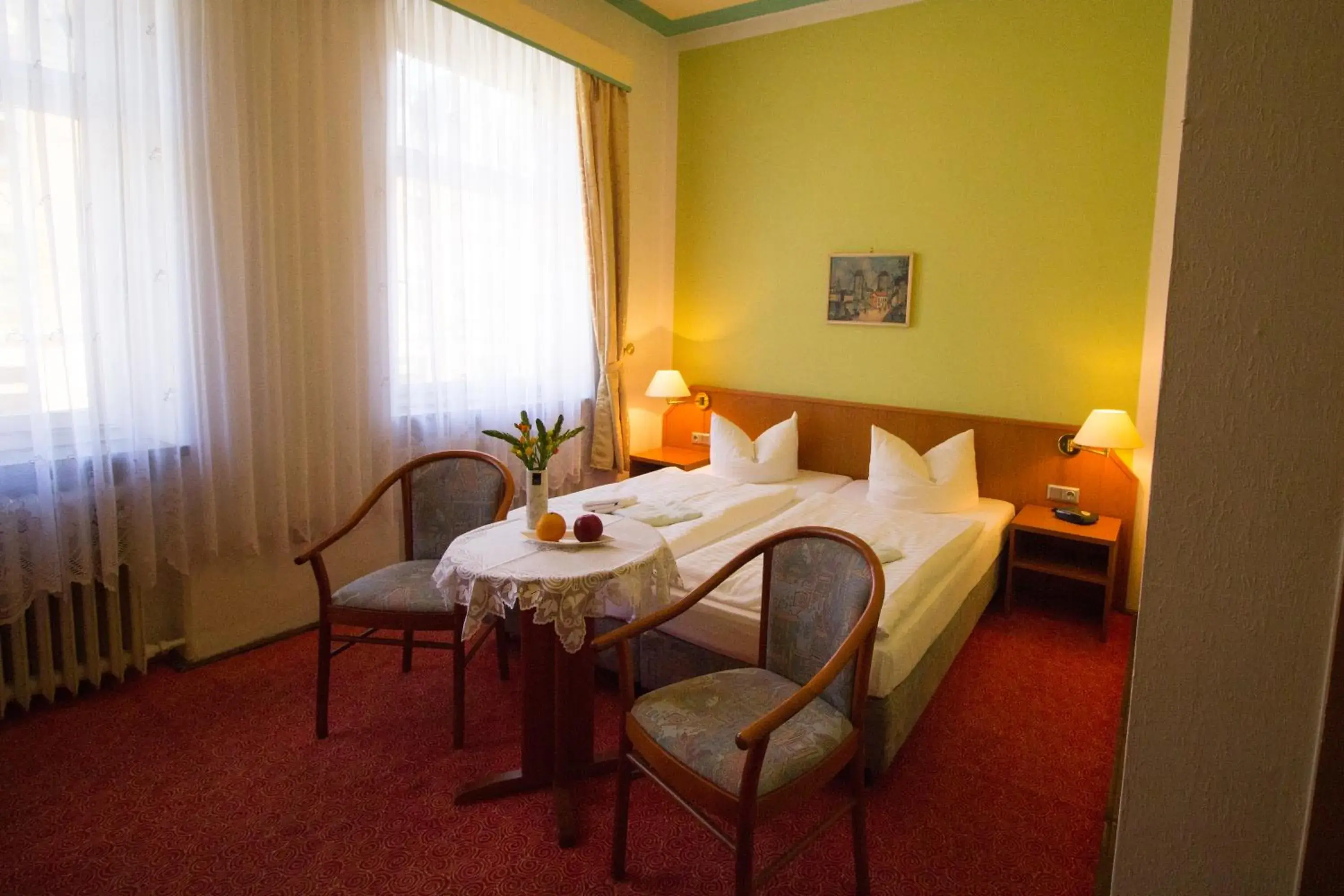Double Room with Private Bathroom - single occupancy in Hotel Central Double Room with Private Bathroom - single occupancy in Hotel Central