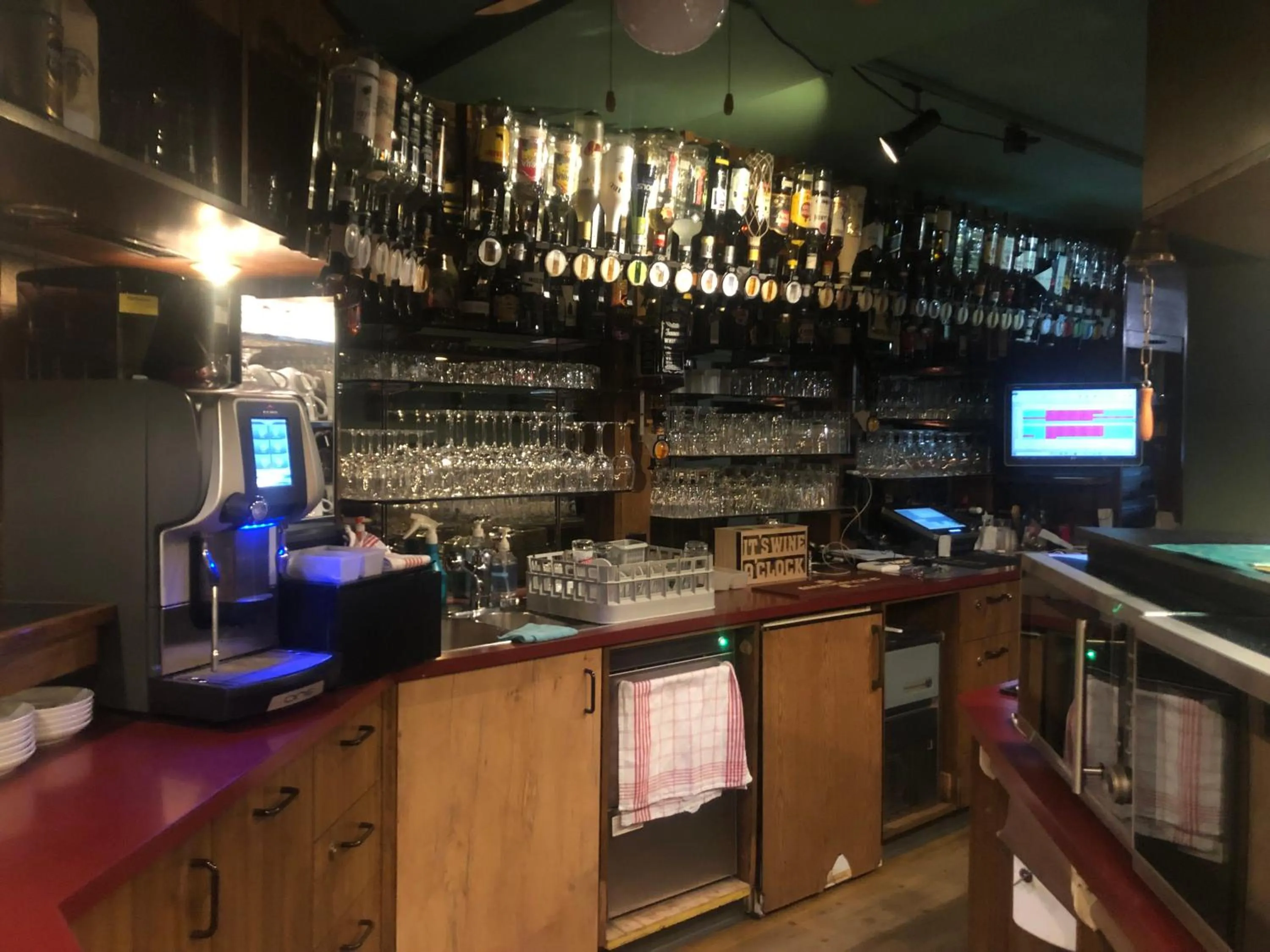 Restaurant/places to eat in Hotel Freihof