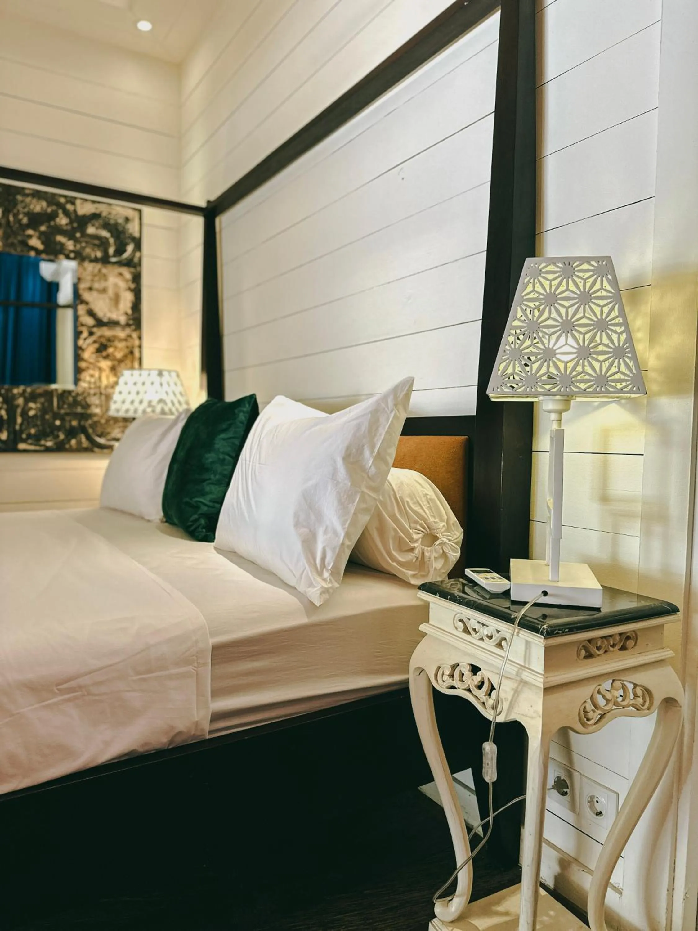 Bedroom, Bed in Vayam Boutique Resort Gili Asahan