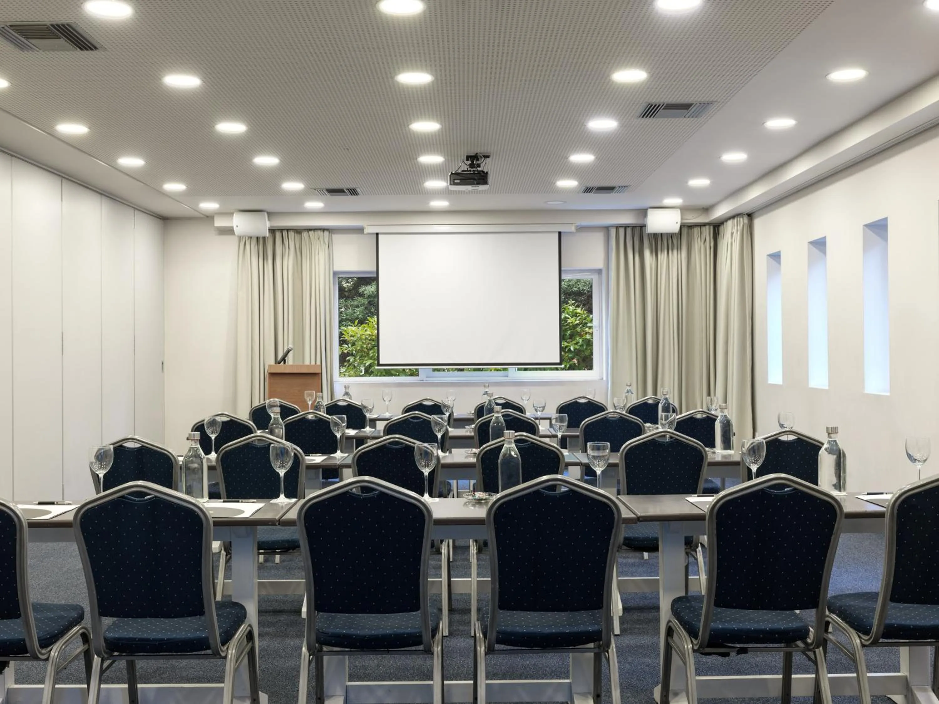 Meeting/conference room in Civitel Esprit