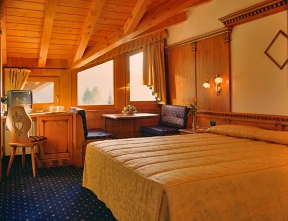 Photo of the whole room, Bed in Albergo Garnì Maso Mistrin