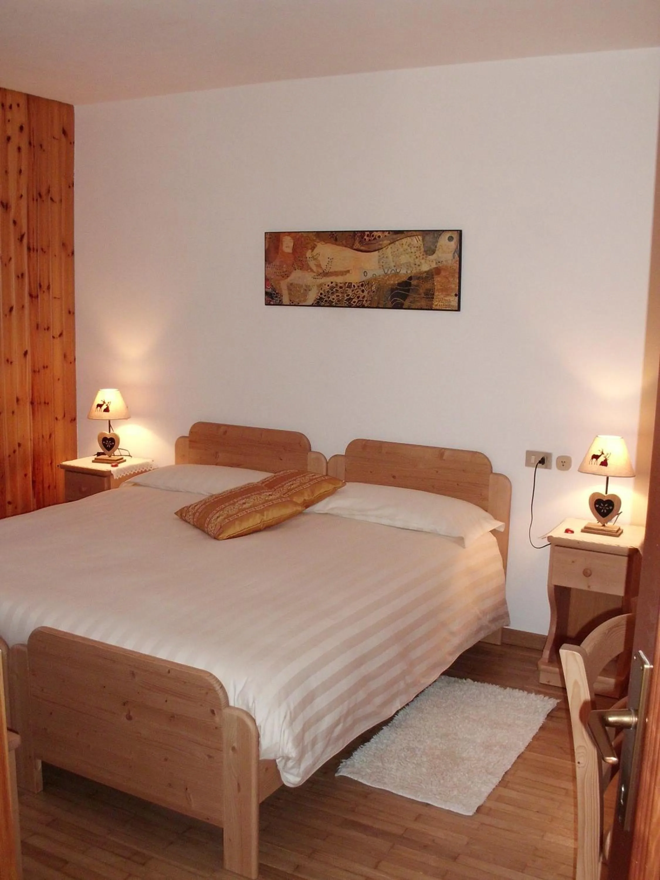 Bed in Albergo Garnì Maso Mistrin