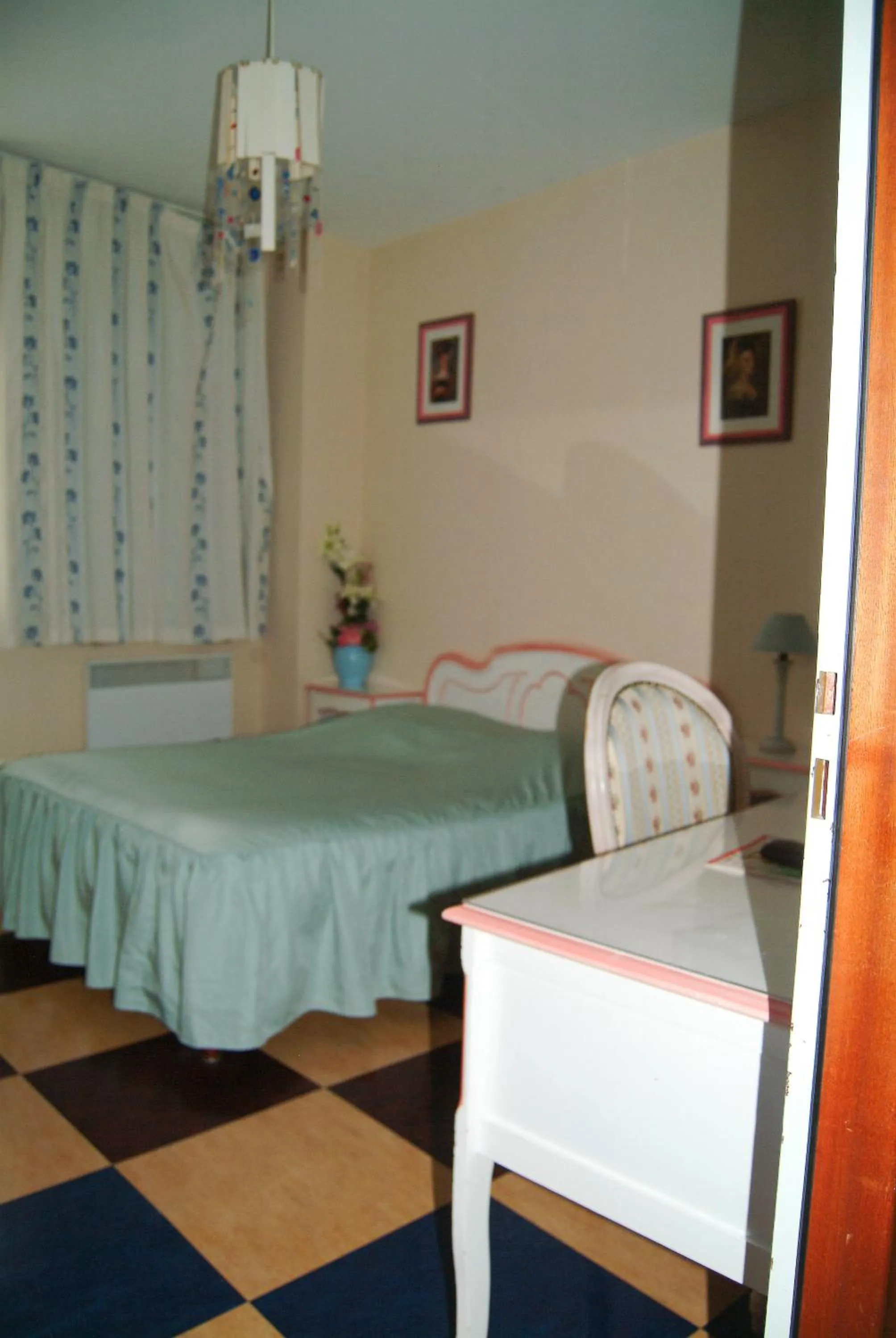 Photo of the whole room, Bed in Hôtel Bertrand