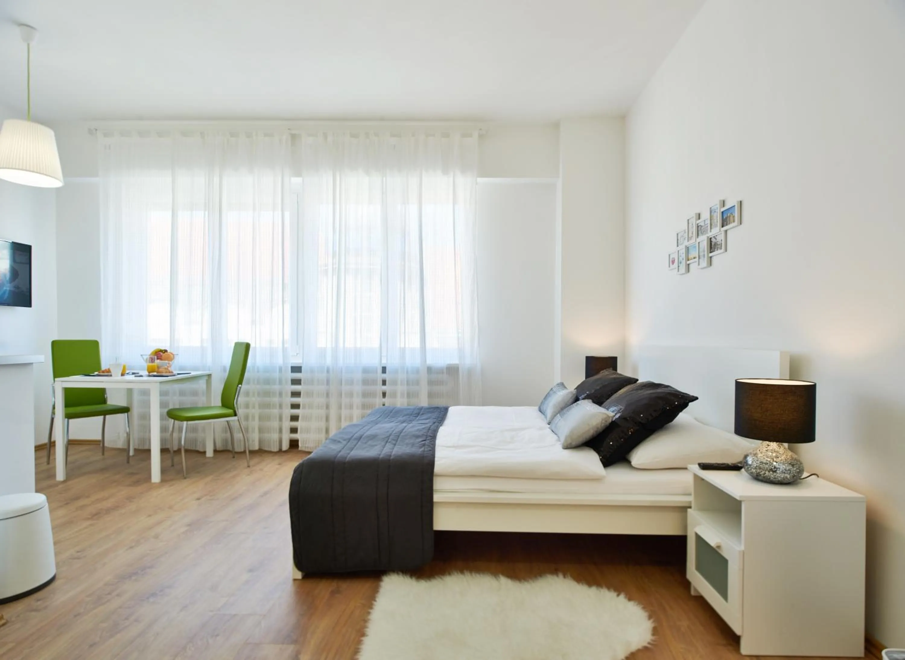 Studio Apartment in Stars of Zagreb Apartments