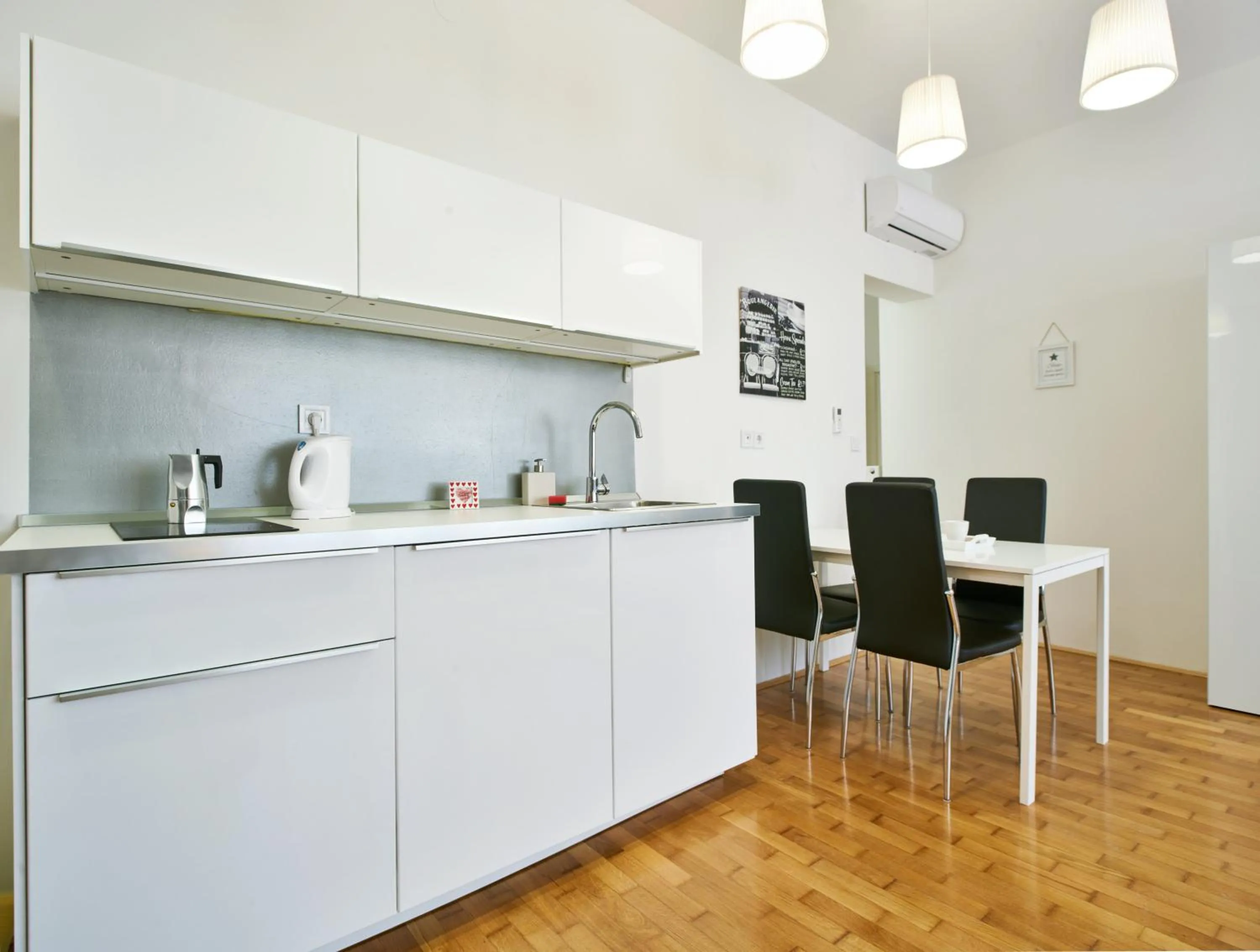 Kitchen or kitchenette in Stars of Zagreb Apartments