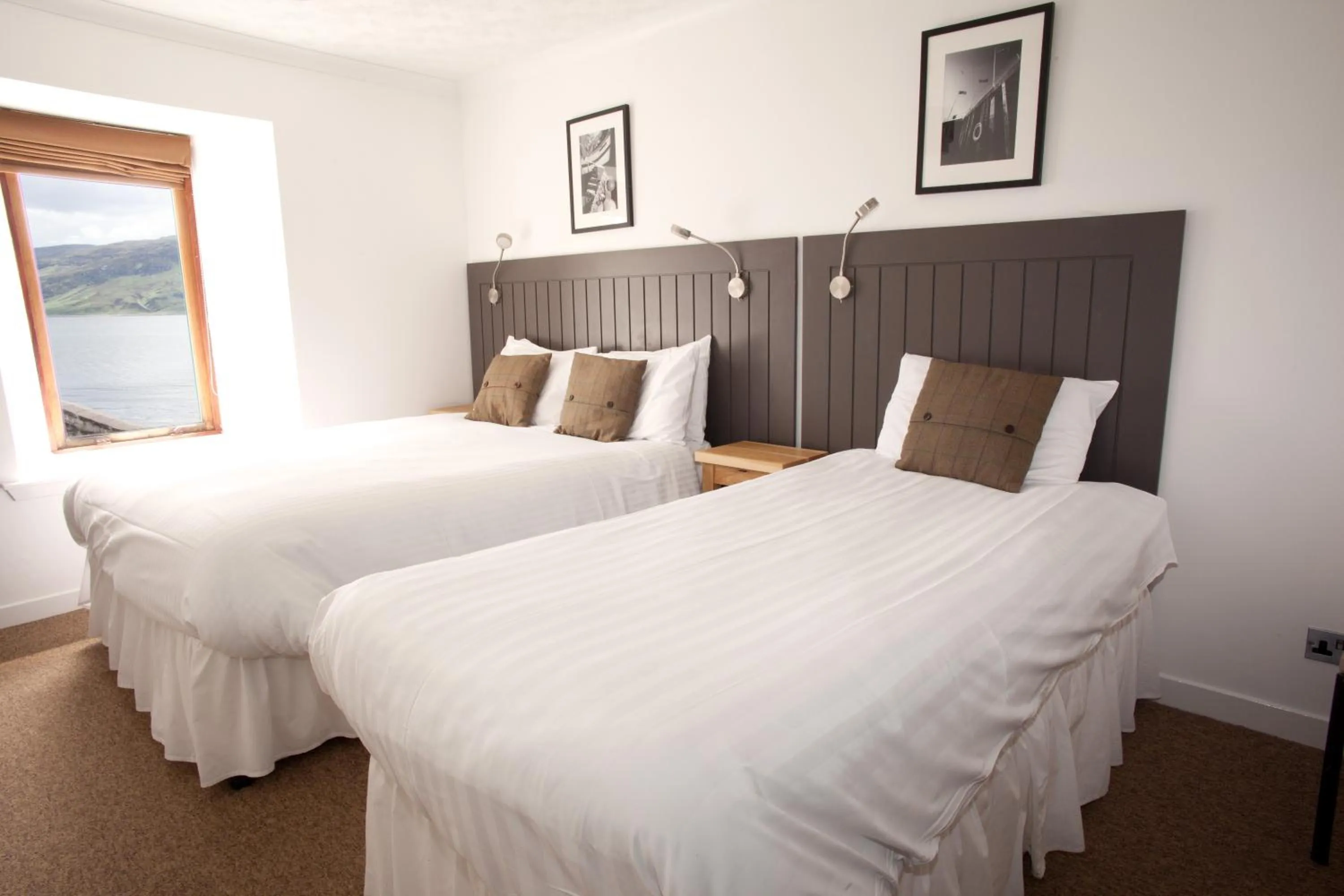 Bedroom, Bed in The Arch Inn