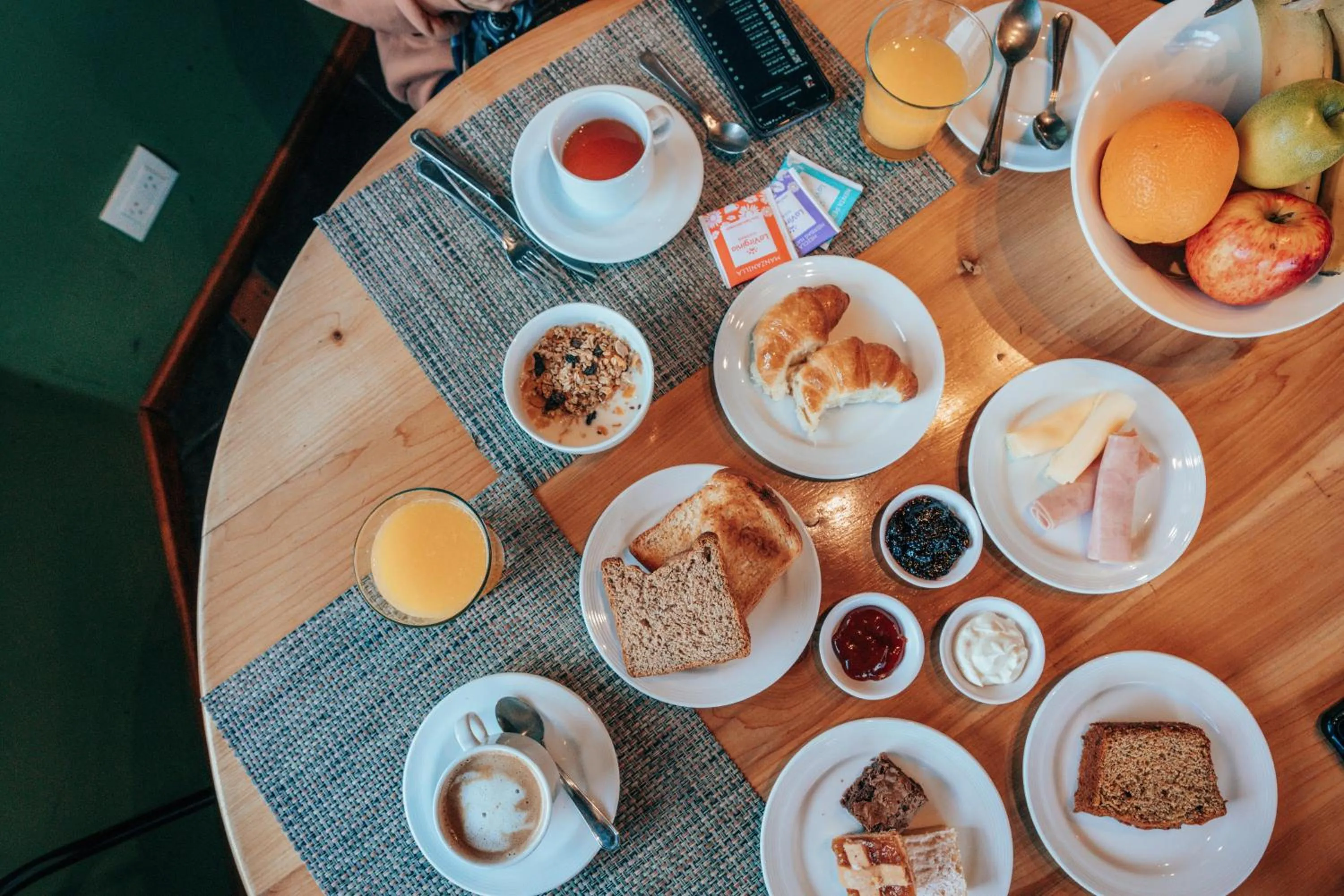 Breakfast in Hostería Verde Morada